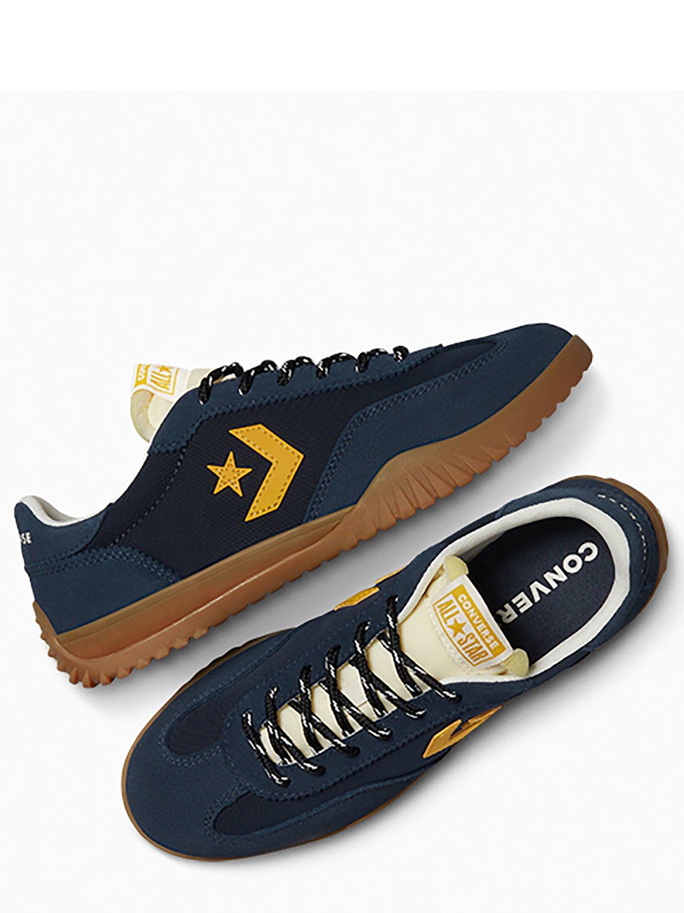 Image 4 of 7 of Converse Run Star Trainer Ox -black