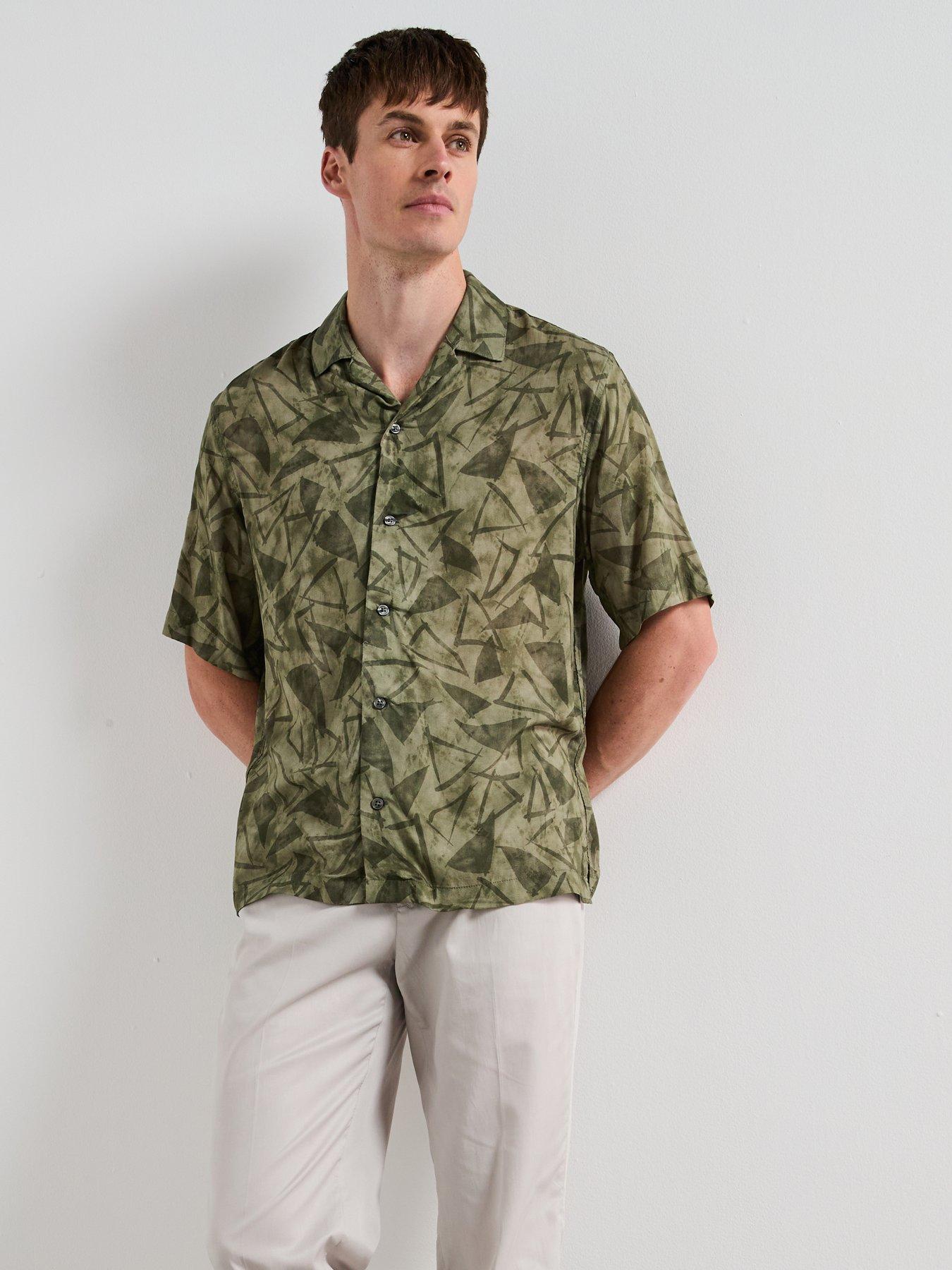 undefined Enrico Printed Short Sleeve Resort Shirt - Khaki