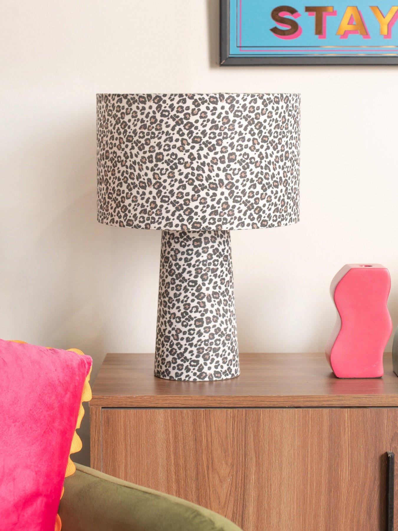 ValueLights Bertie Leopard Print Full Fabric Table Lamp