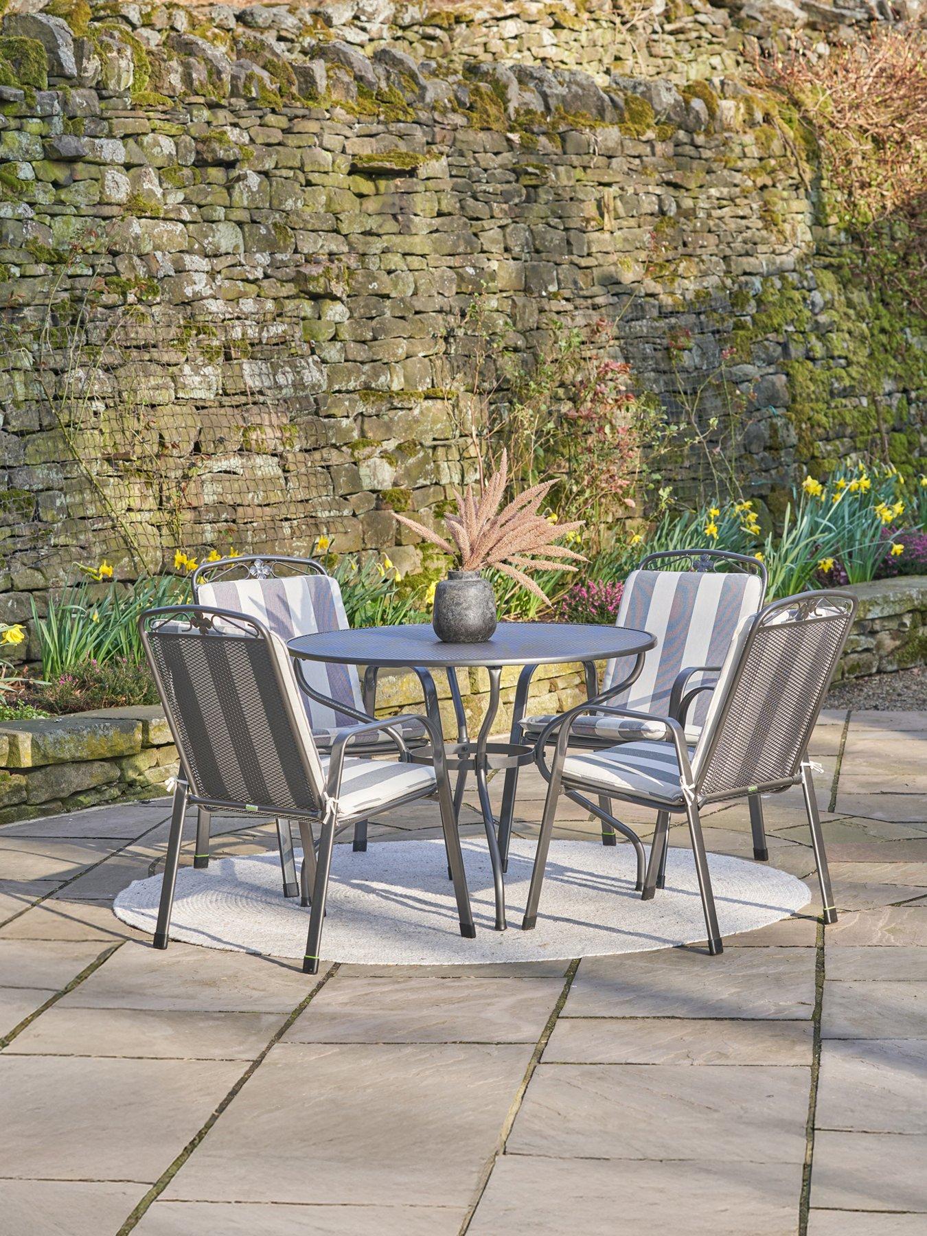 undefined Savoy Round 4 Seater Dining Set with Cushions