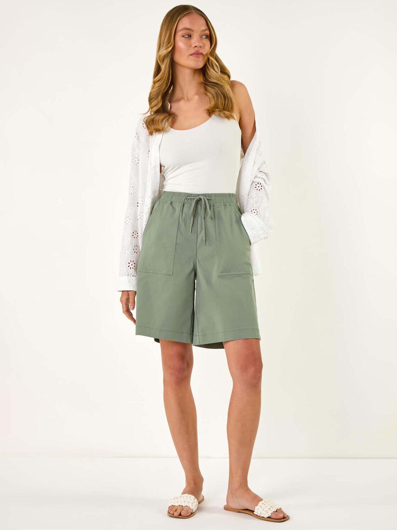 Image of Roman Drawcord Detail Pocket Shorts - Green