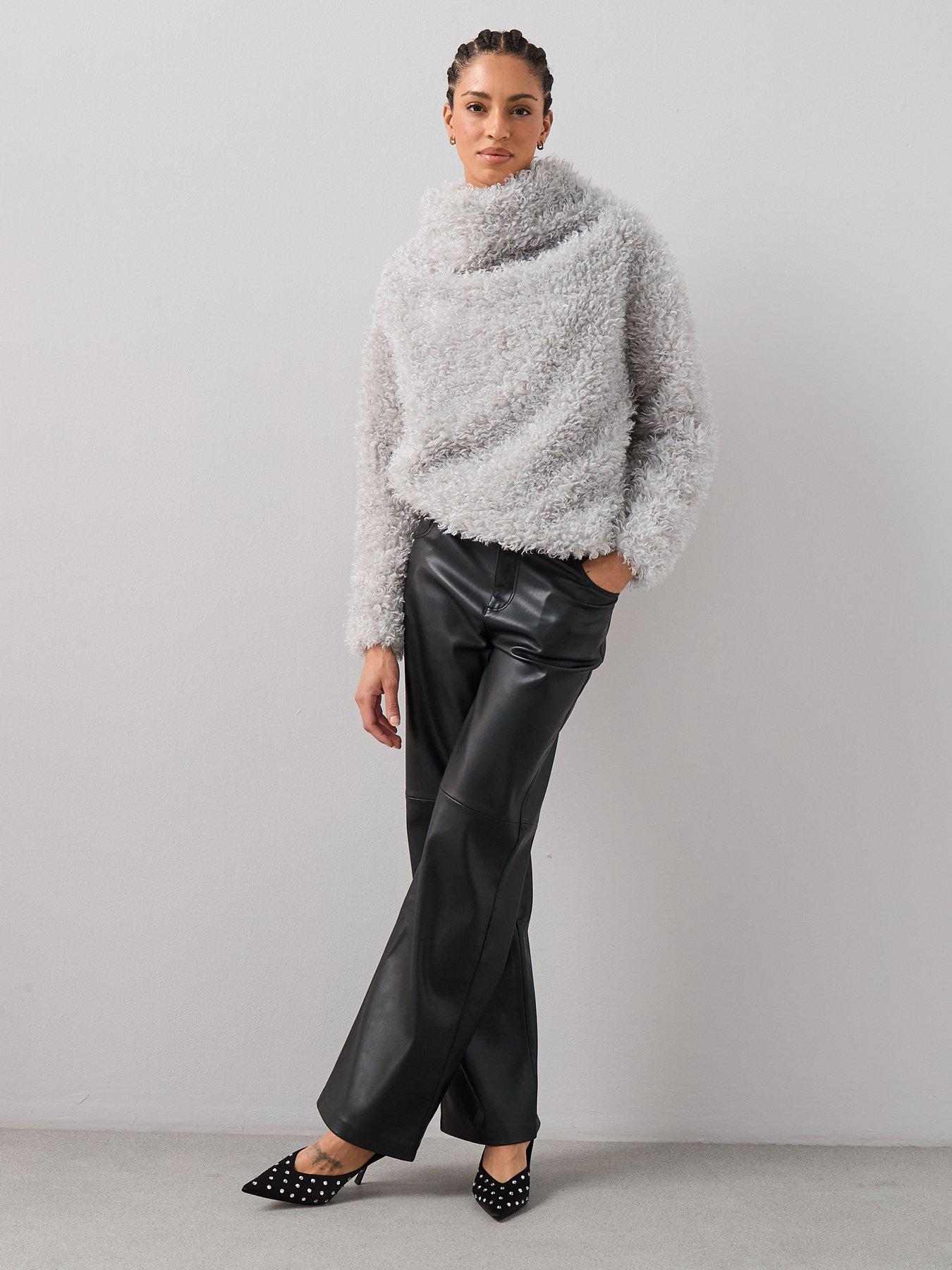 Image 3 of 6 of The Very Collection Faux Fur Overhead Fleece&nbsp;- Grey