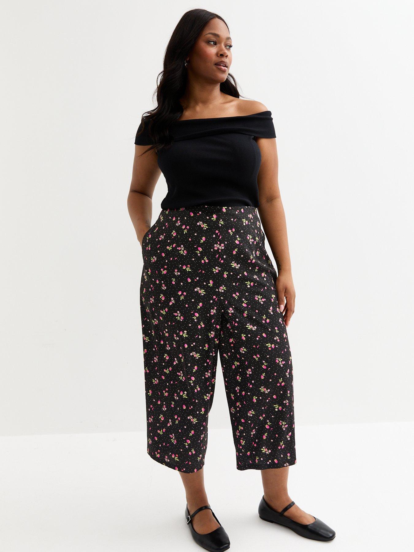 undefined Curves Berry Fruits Cropped Wide Leg Trousers