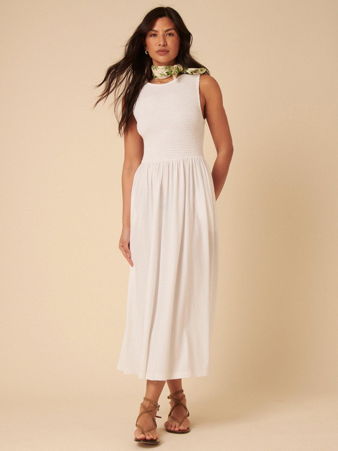 Nobodys Child Billie Shirred Bodice Midi Dress Plain - White