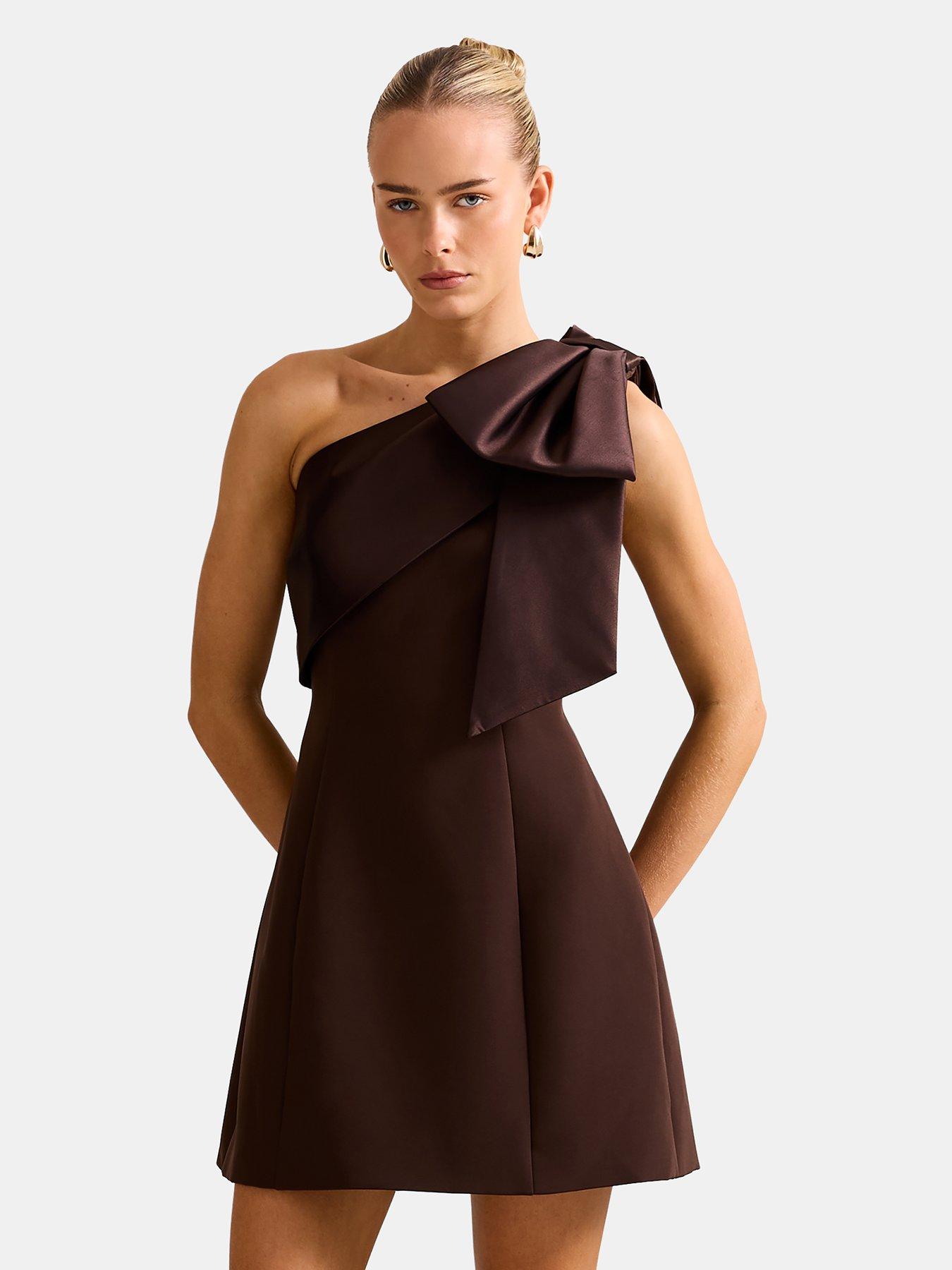 Forever New Holly Asymmetric Bow Mini - Brown