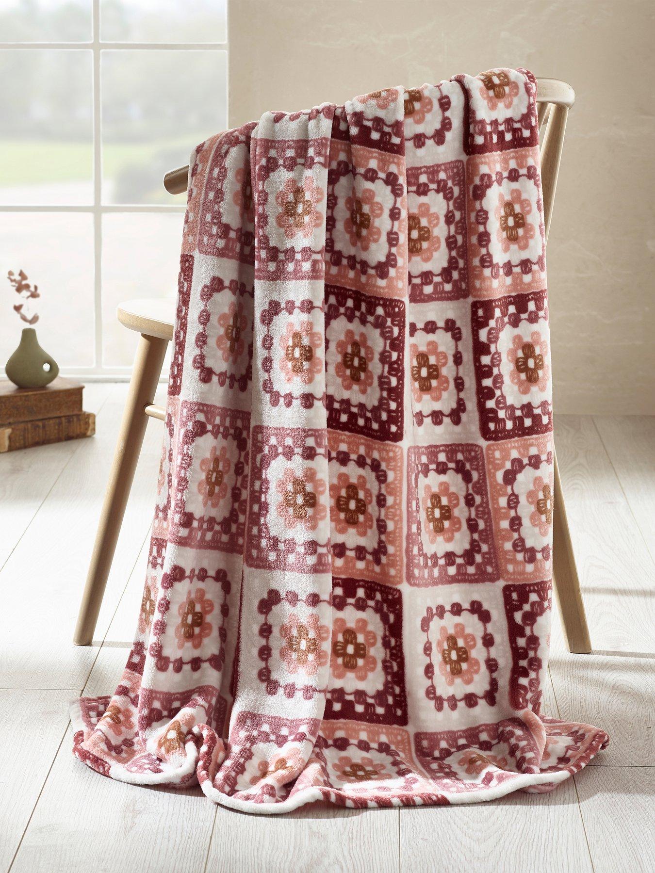undefined Crochet Print Throw- 130x170cm