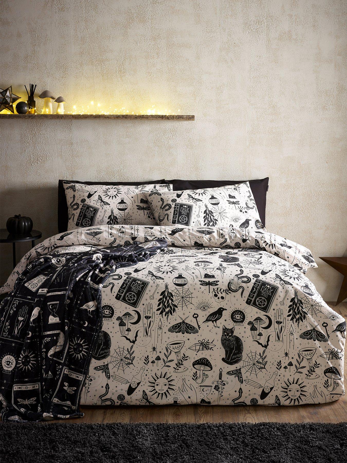 undefined Enchanted Witchcraft Duvet Set- King