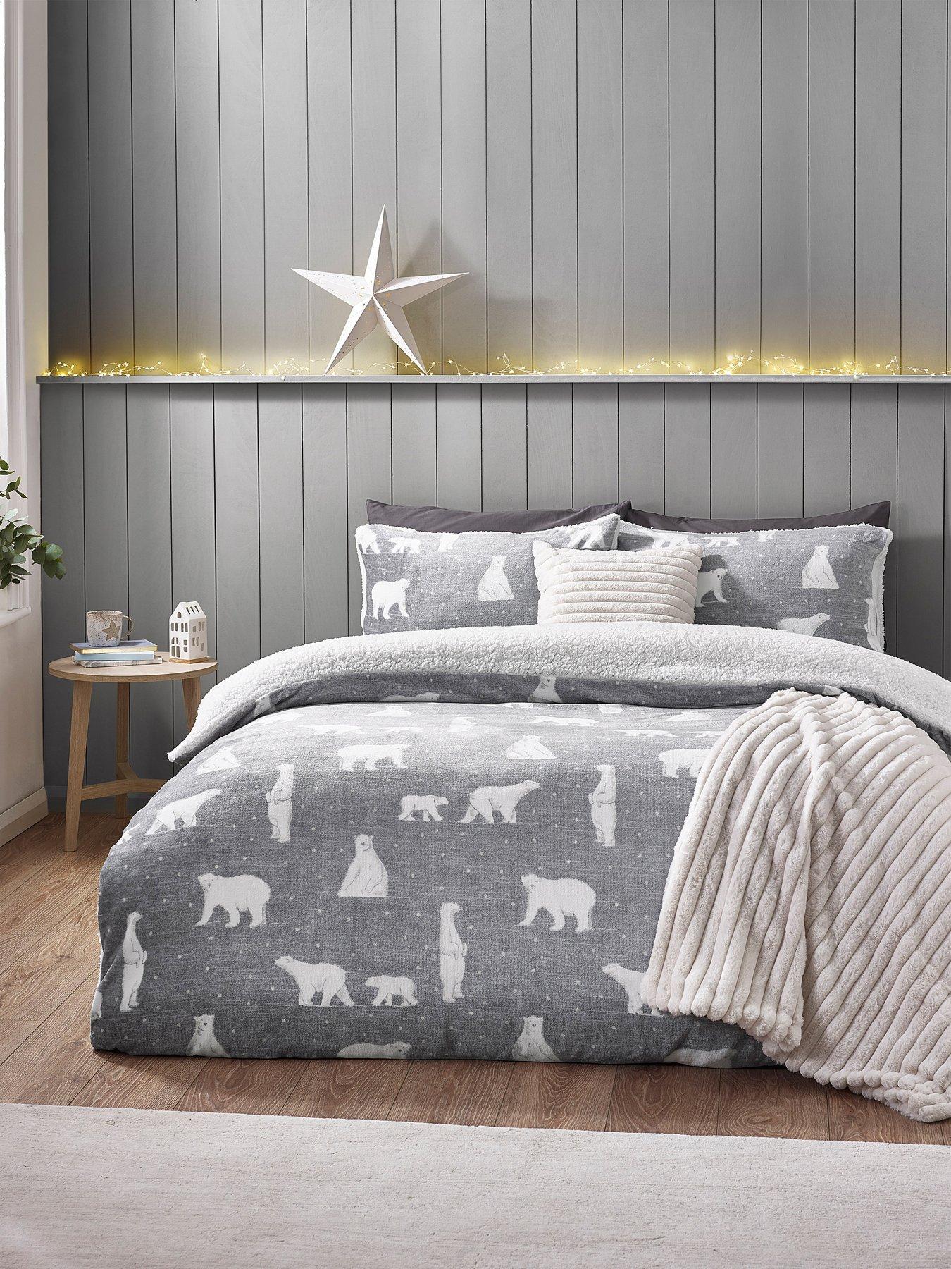 Catherine Lansfield Cosy Polar Bear Christmas Duvet Set