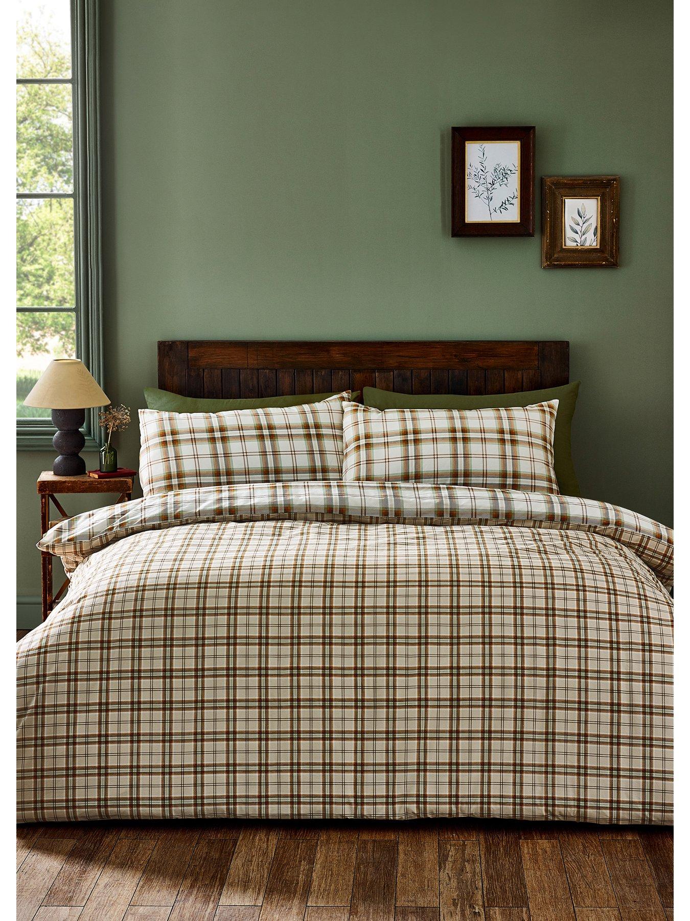 Image 3 of 5 of Catherine Lansfield Kelso Check Duvet Set