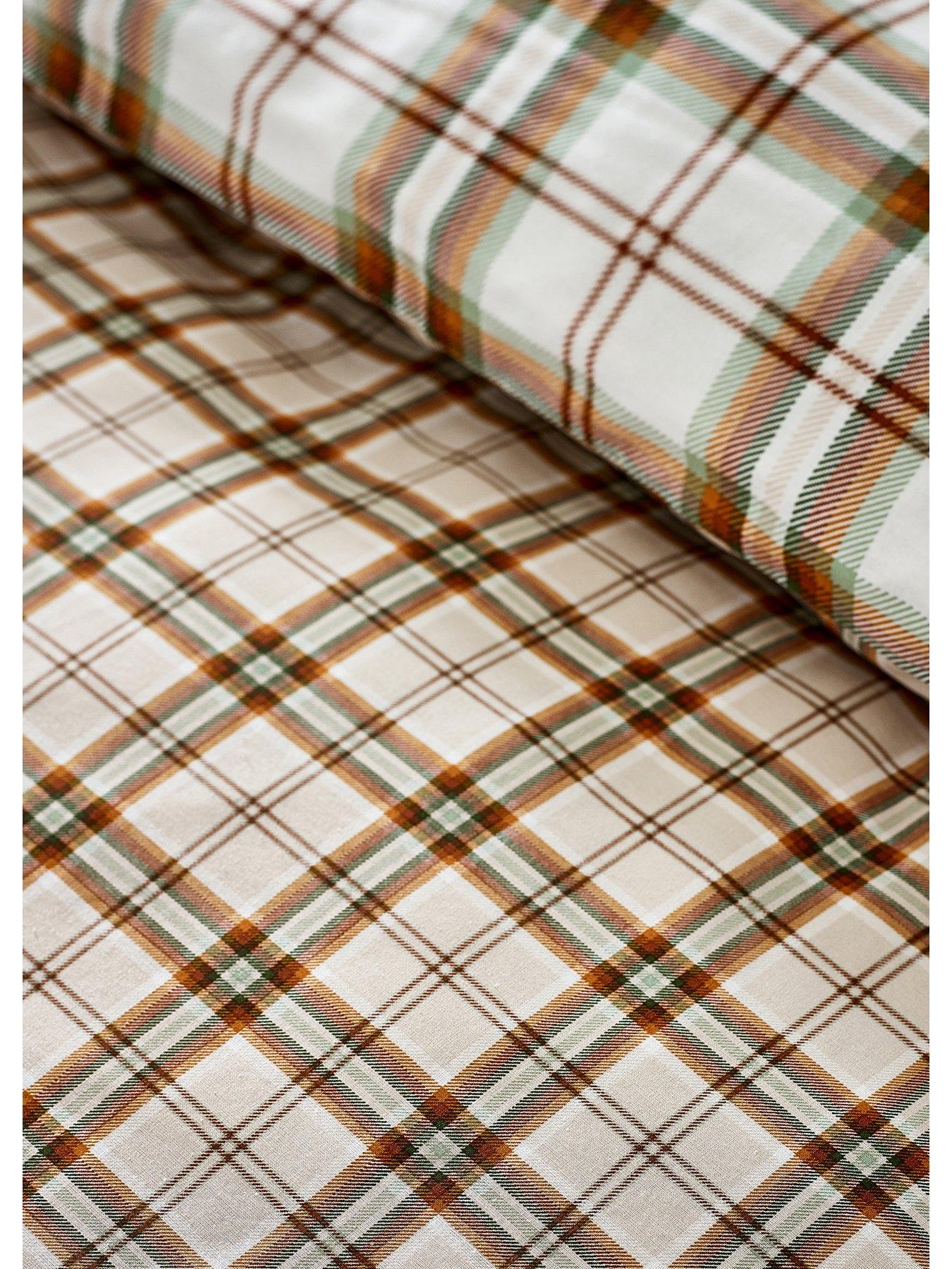 Image 5 of 5 of Catherine Lansfield Kelso Check Duvet Set