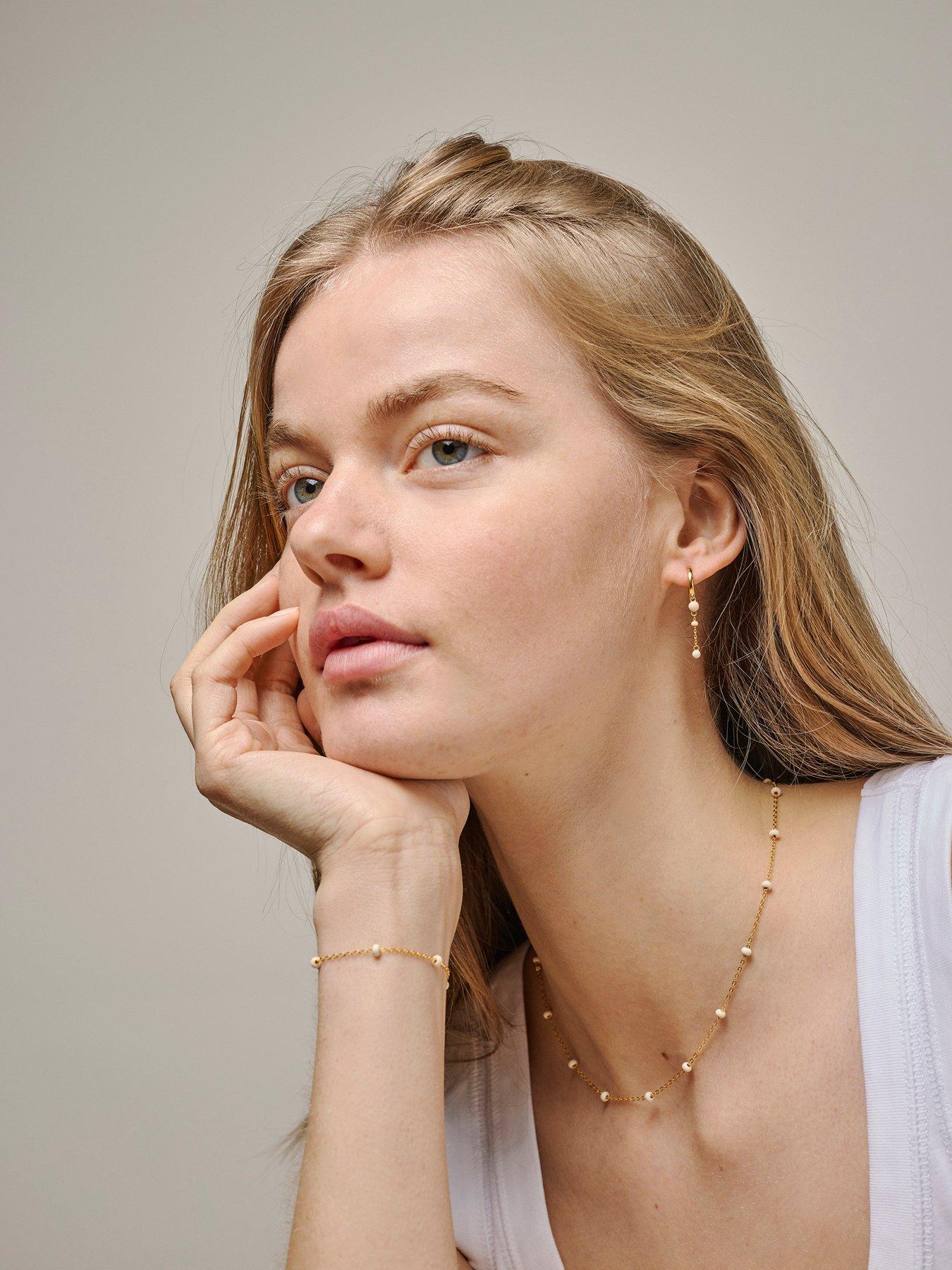  image of enamel-copenhagen-lola-bold-necklace-18ct-gold-plated-925-sterling-silver-daisy