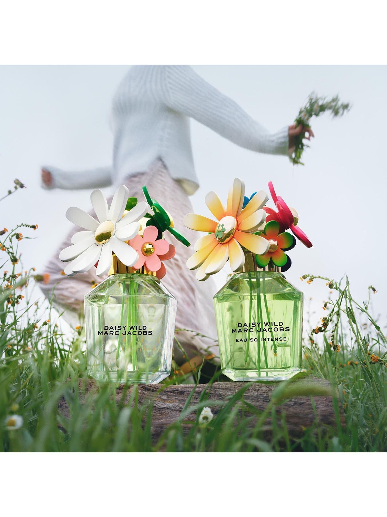 Image 6 of 7 of MARC JACOBS Marc Jacobs Daisy Wild Eau So Intense Eau de Parfum, 100ml