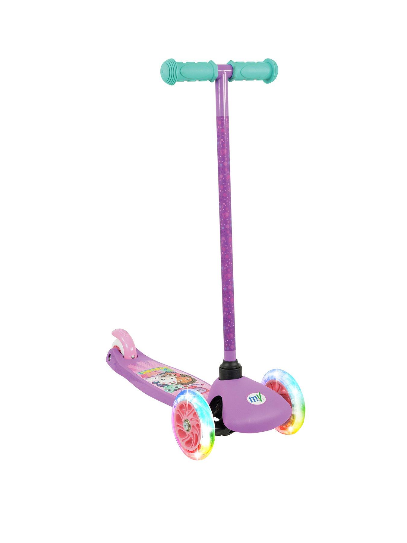 undefined Tilt n Turn Scooter with Light Up Wheels and Stickers