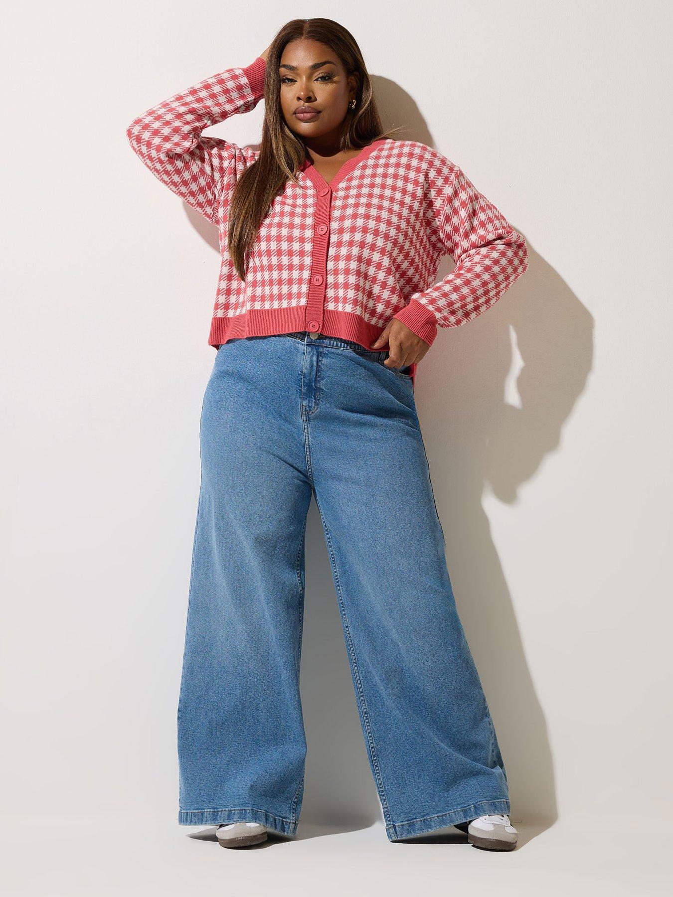 Image 3 of 4 of Yours Curve Gingham Light Knit Cardigan - Red