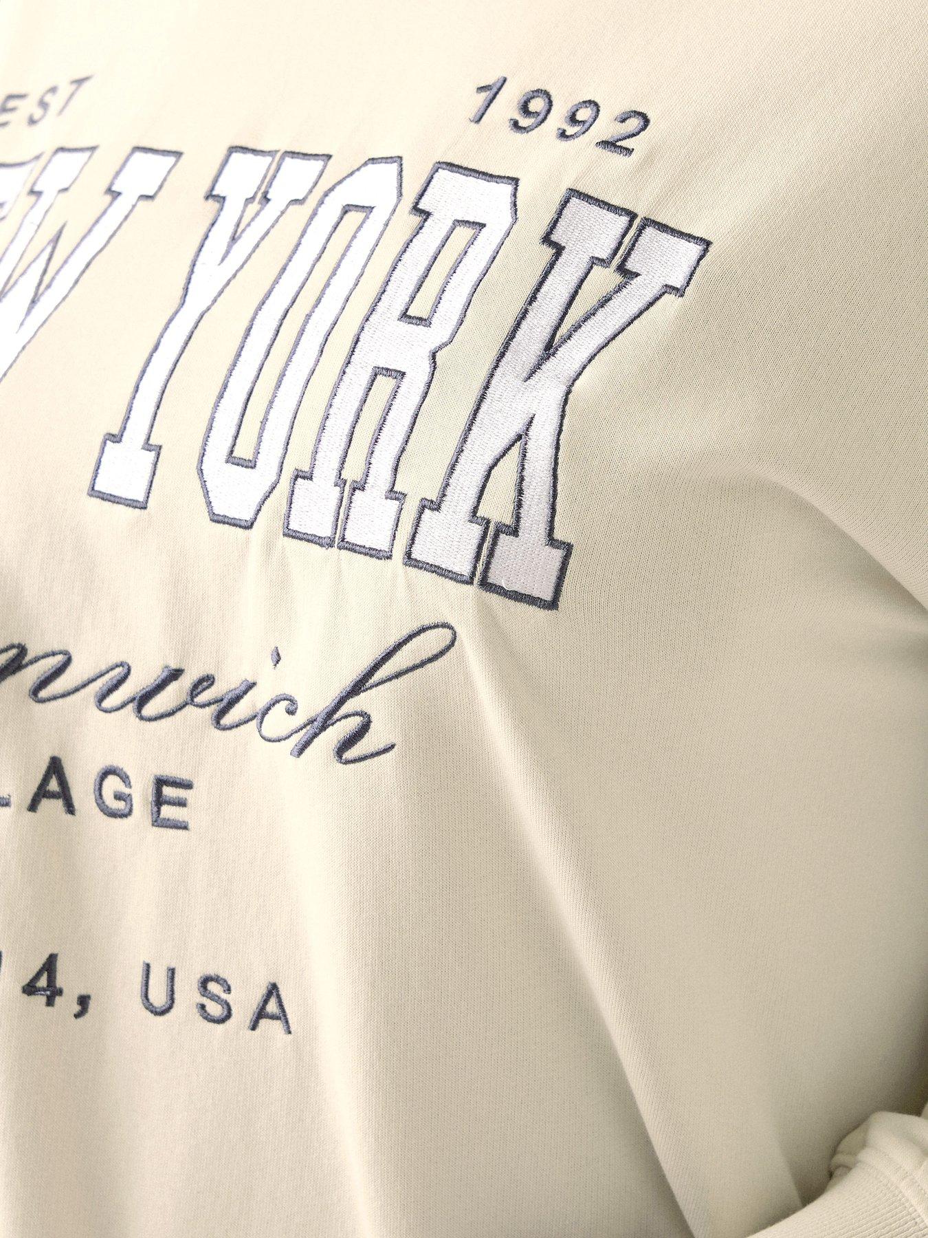 Image 4 of 5 of Yours Curve New York Sweatshirt - Brown