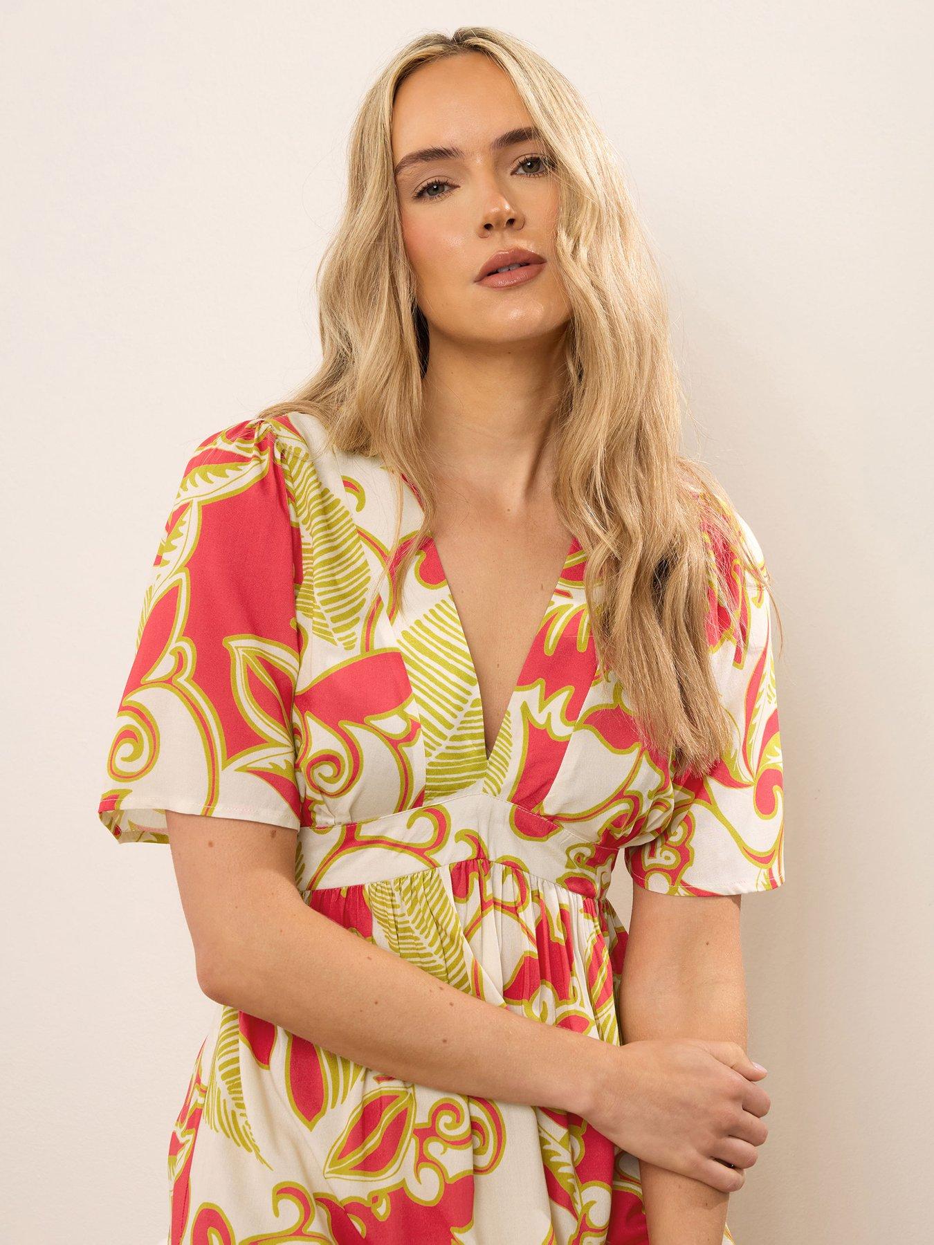 Image 4 of 4 of Long Tall Sally Tall Coral Red Abstract Palm Flutter Maxi Dress