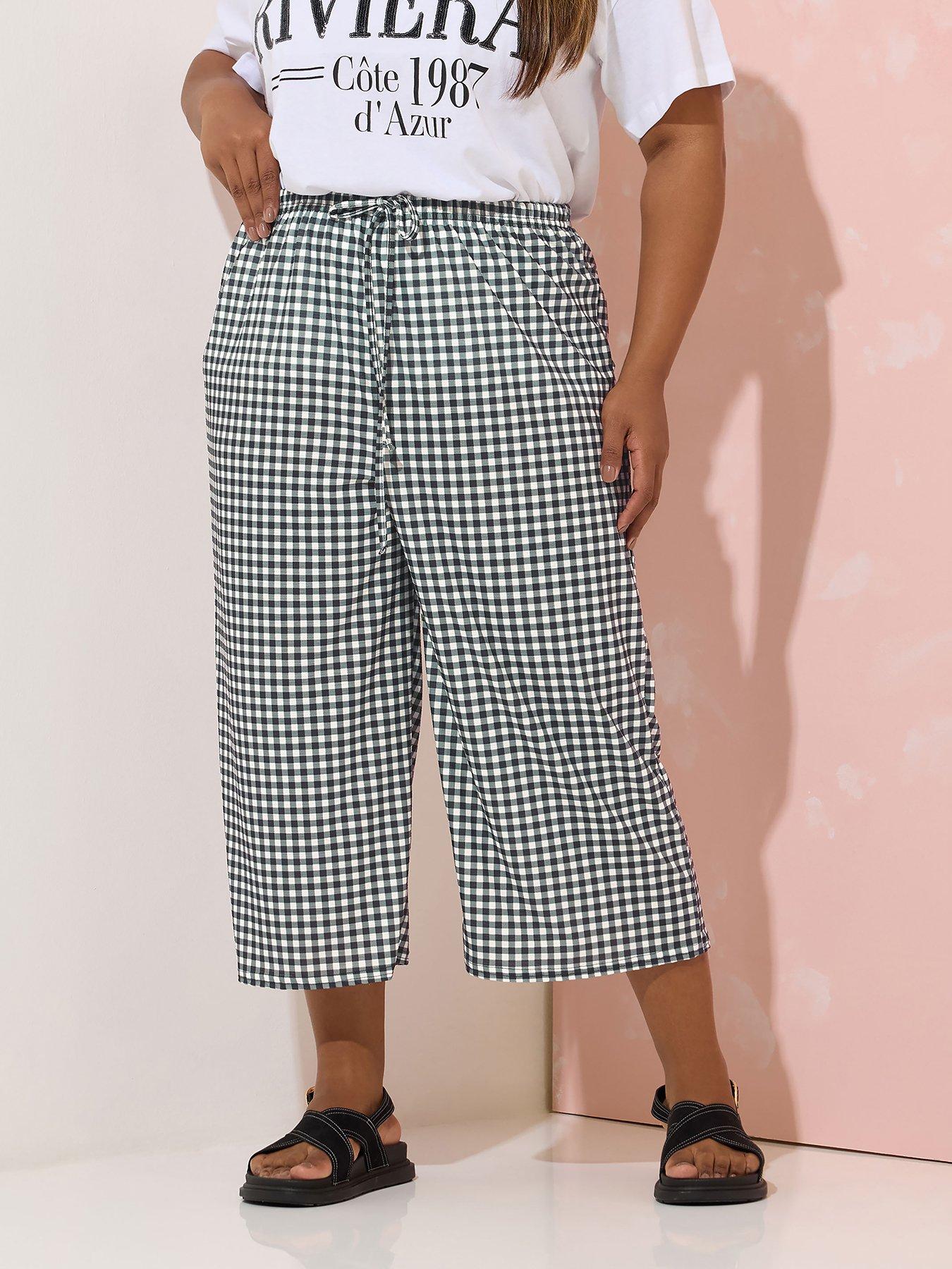 undefined Curve Gingham Culotte - Black