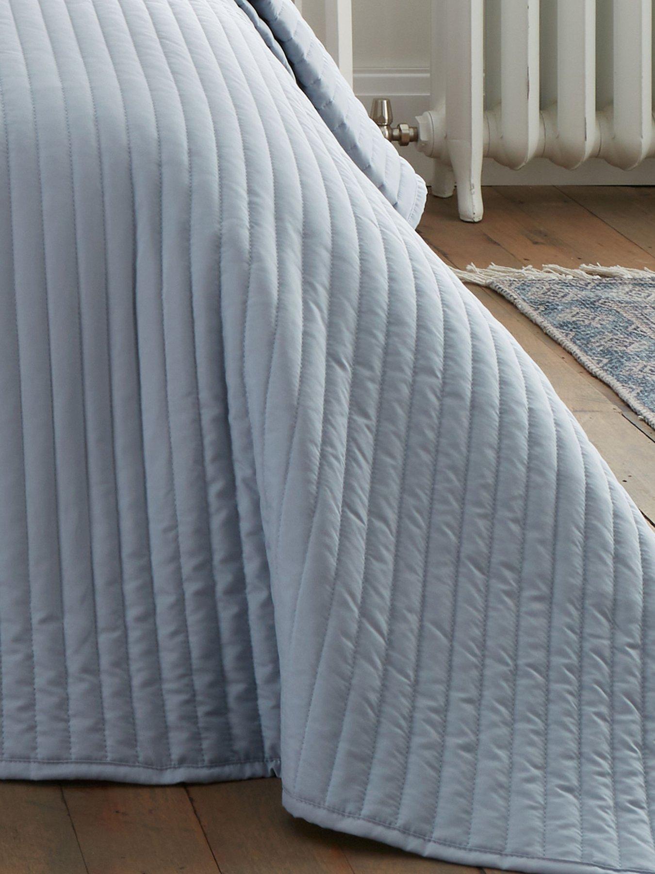 Image 3 of 3 of Bianca Quilted Lines Bedspread- 220x230cm Blue