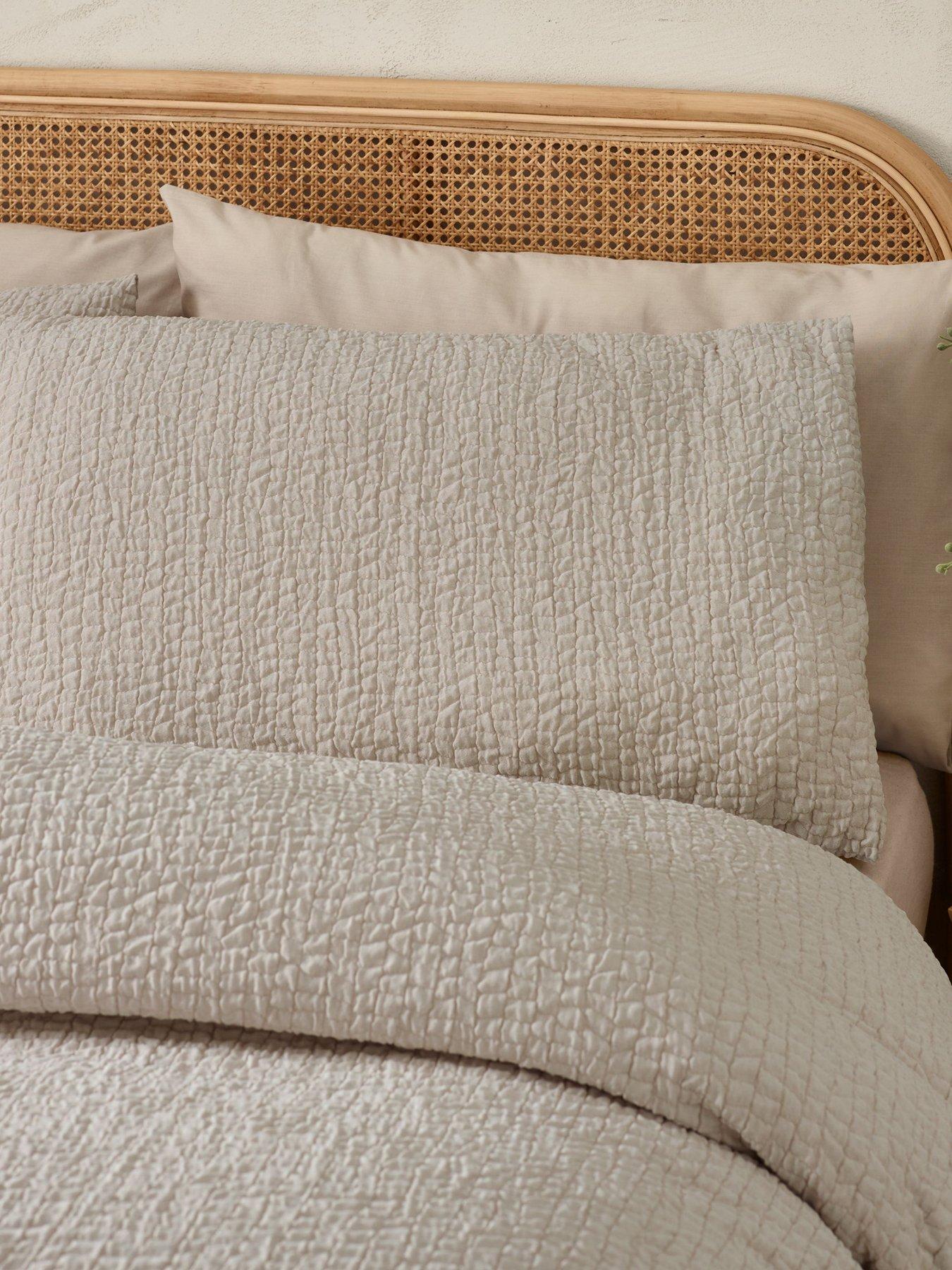 Image 3 of 5 of Catherine Lansfield Crinkle Texture Duvet Set