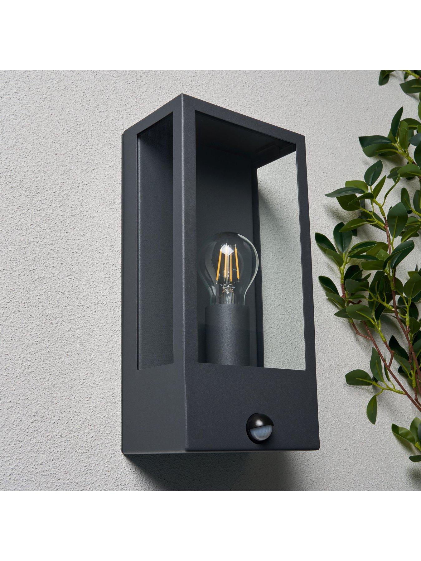 undefined Minerva E27 Wall Lant w PIR Anthracite