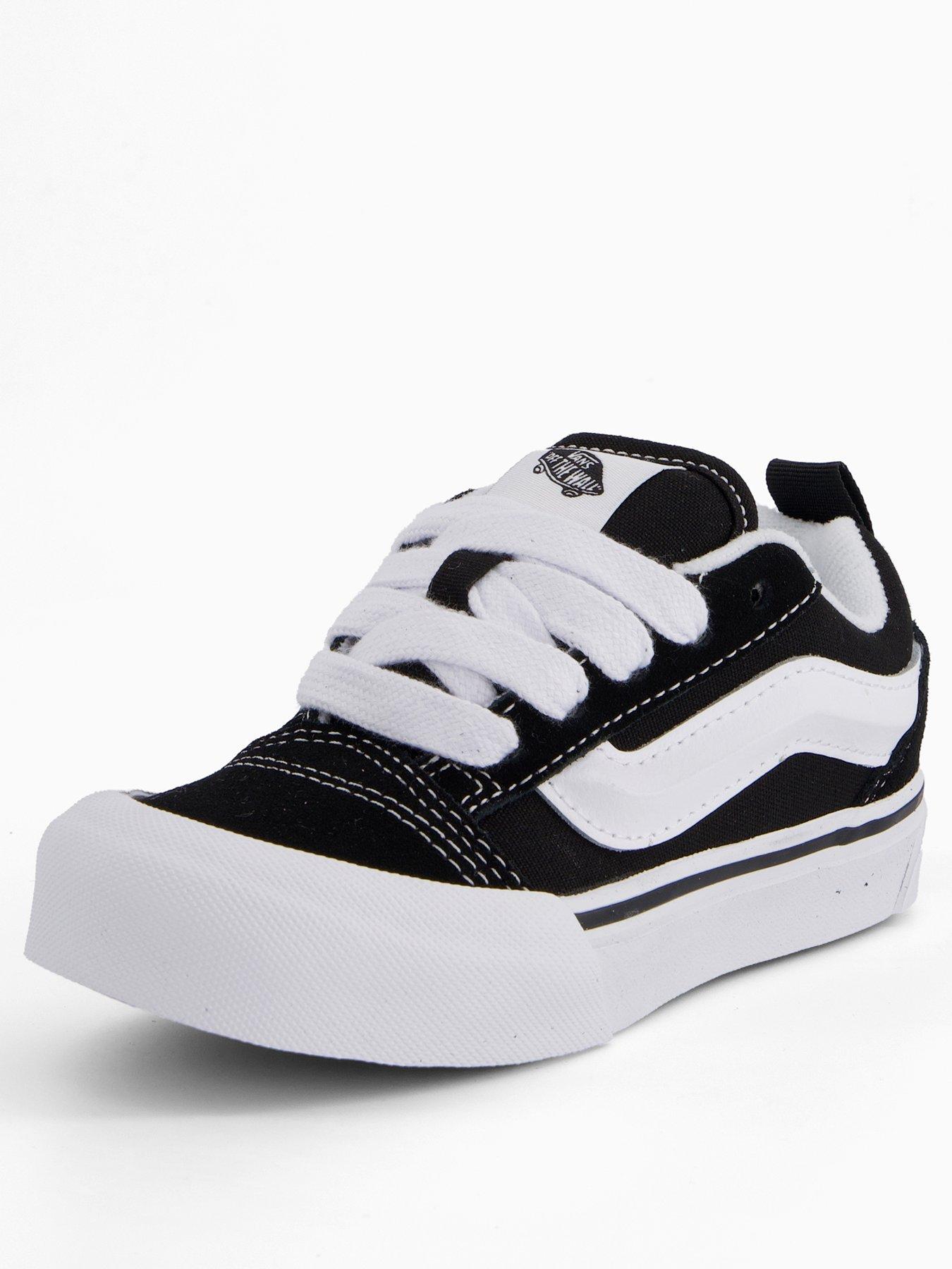 Image 2 of 6 of Vans Kids Knu Skool Trainers - Black
