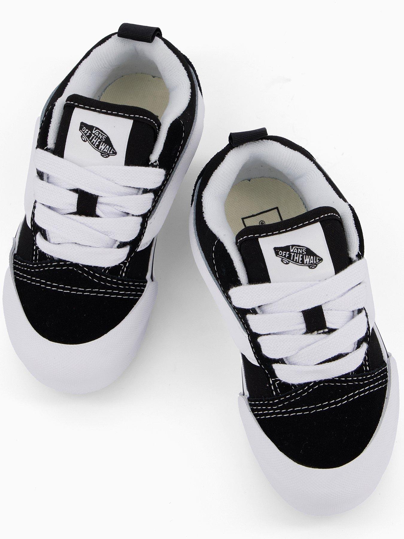 Image 3 of 6 of Vans Kids Knu Skool Trainers - Black