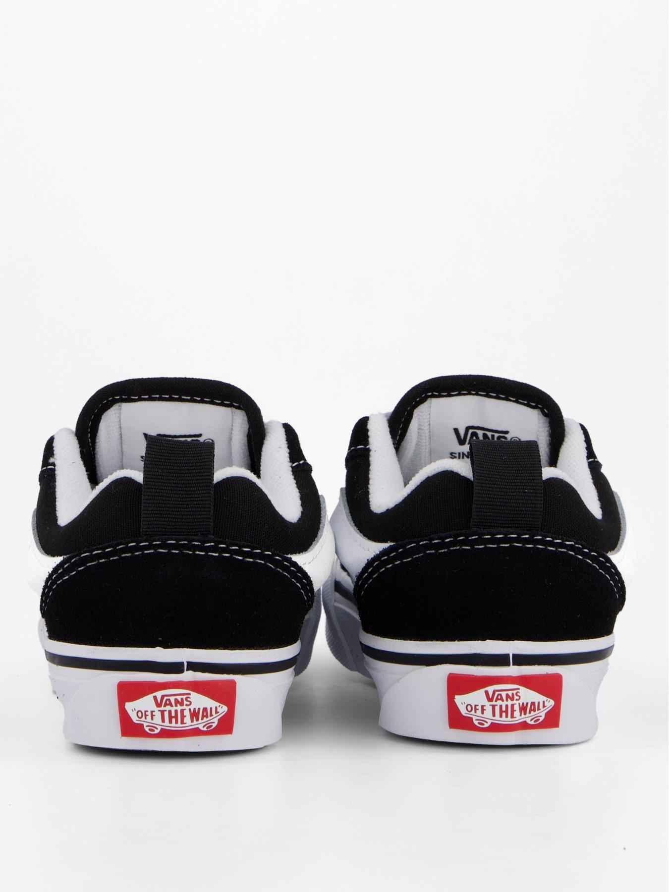 Image 6 of 6 of Vans Kids Knu Skool Trainers - Black