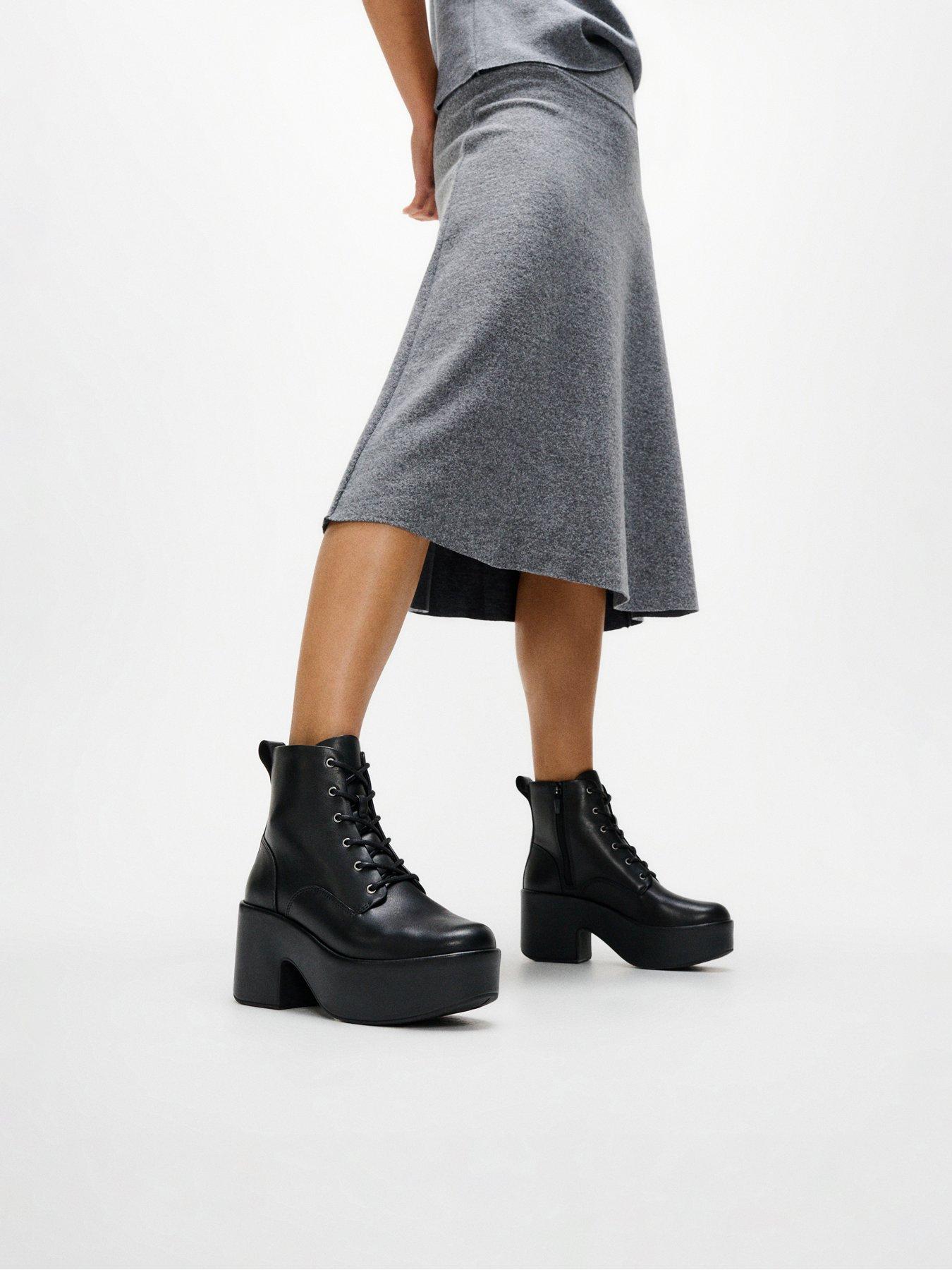 FitFlop Attforms Leathed Heeled Lace-up Boots - Black