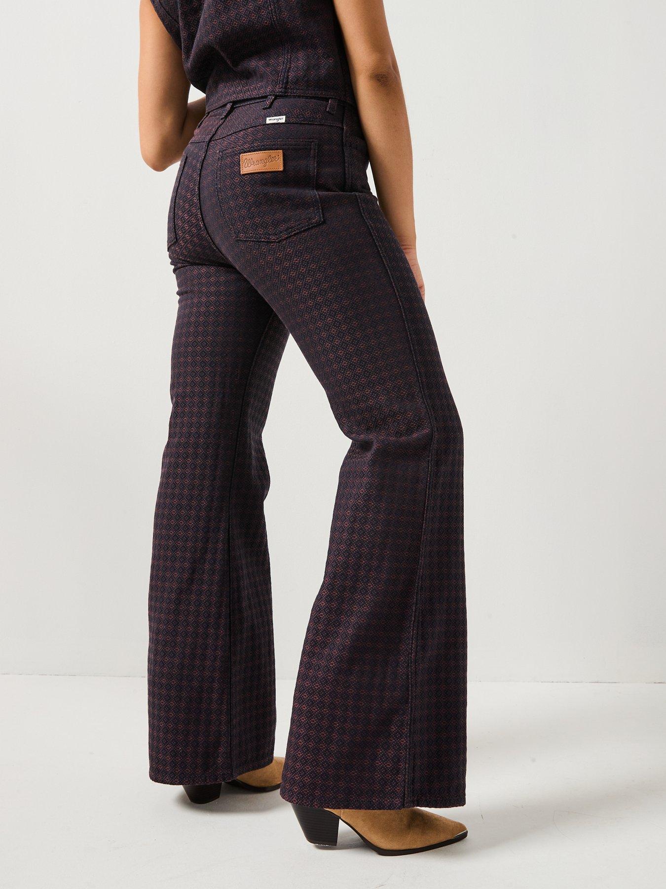 Image 2 of 6 of Wrangler 70s Flare Jeans - Mahogany - Black