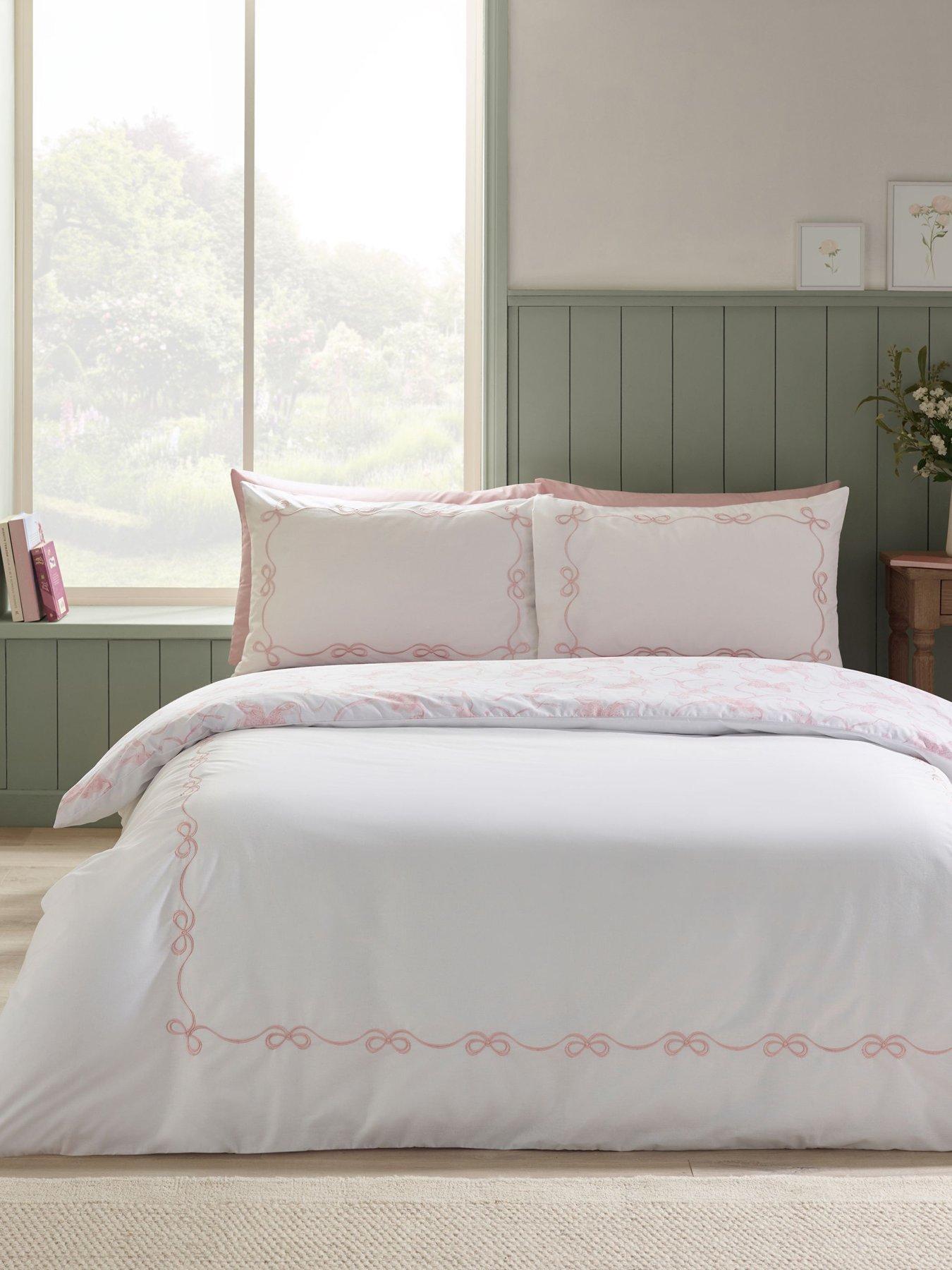 Image 3 of 6 of Catherine Lansfield Bow Embroidery Duvet Set