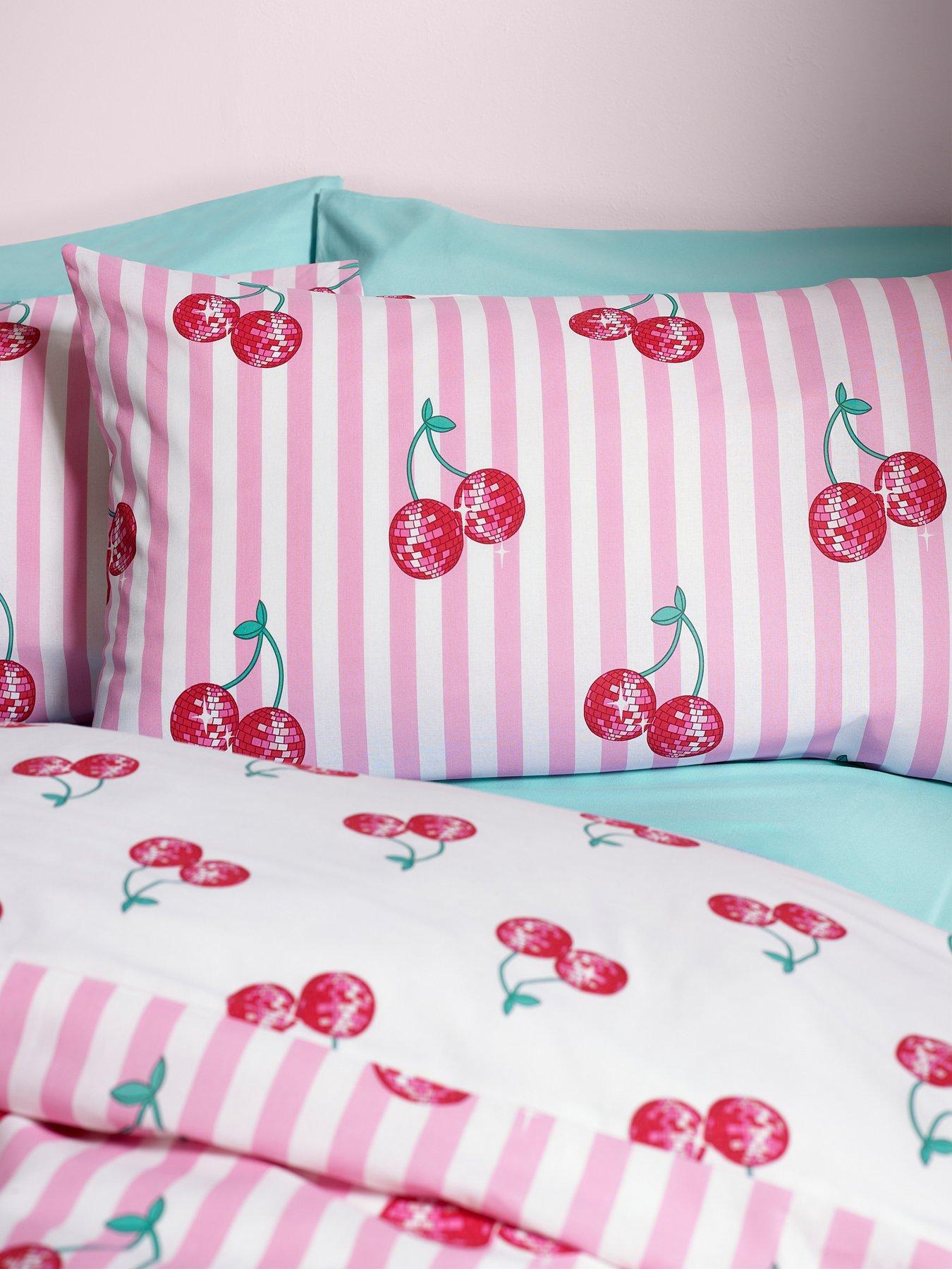 Image 5 of 6 of Catherine Lansfield Disco Cherries Duvet Set
