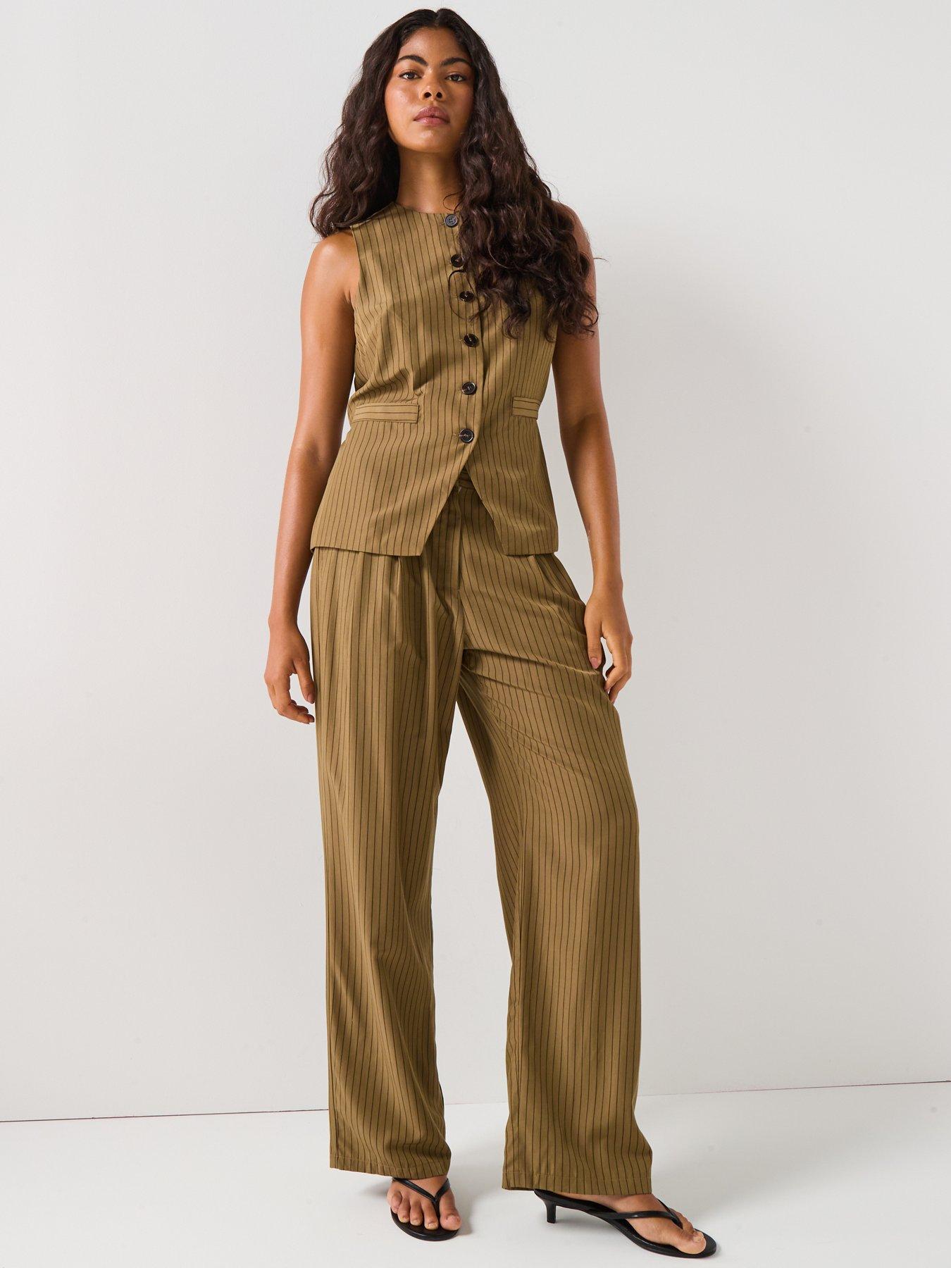 Image 3 of 5 of Style Cheat Pinstripe Sleeveless Blazer - Green