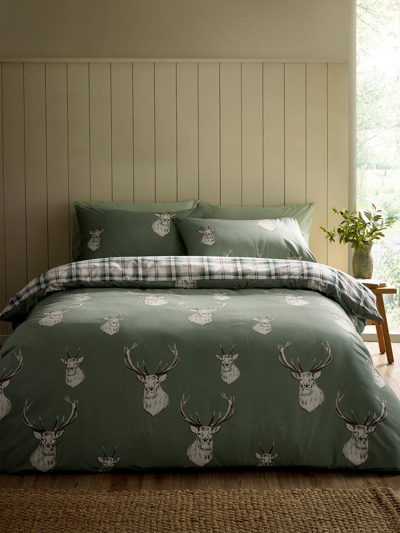 Image 3 of 6 of Catherine Lansfield Stag Duvet Set