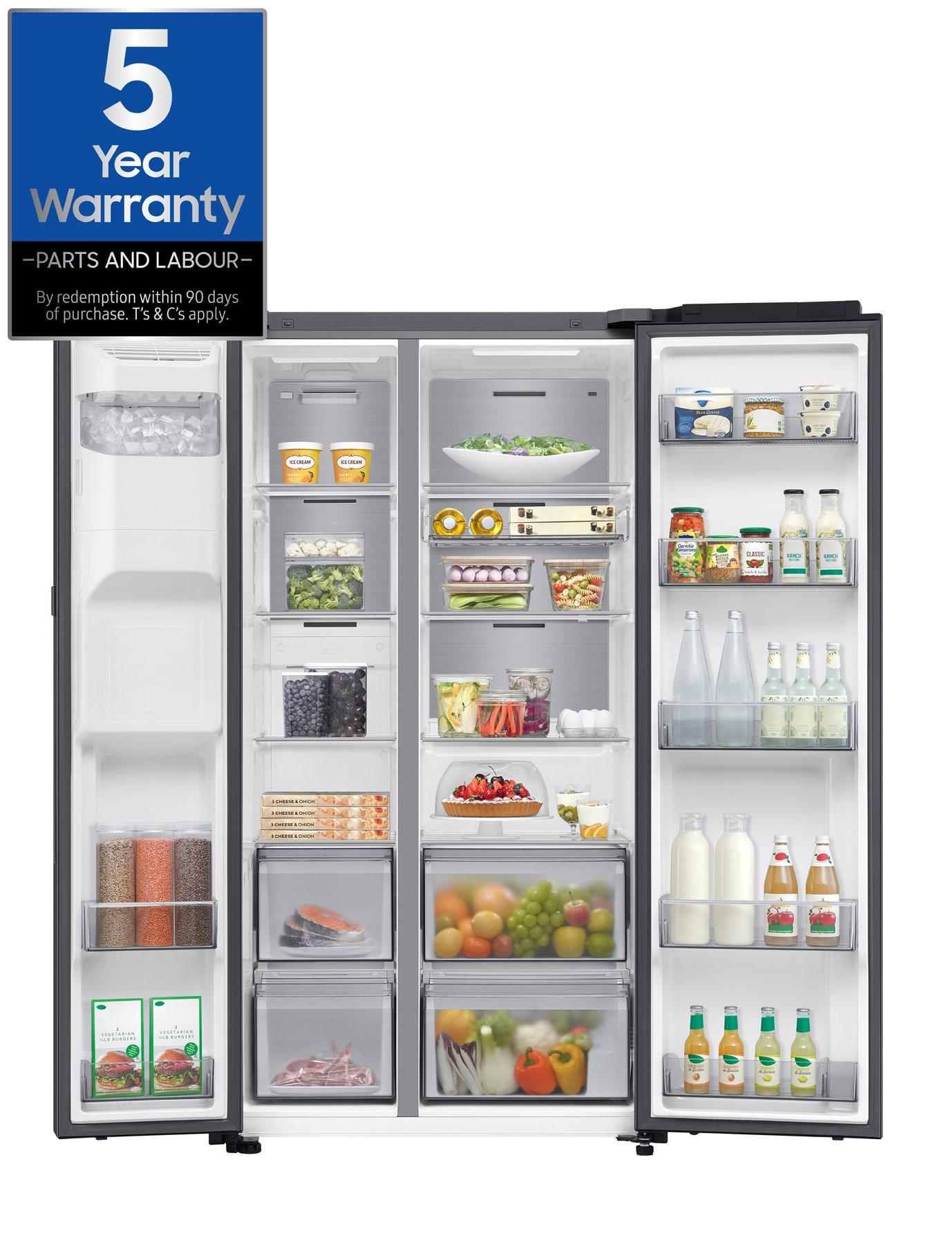 Image 2 of 8 of Samsung Bespoke AI Family Hub 9 RS90F64EEFEU 621L Smart American Fridge Freezer - Black