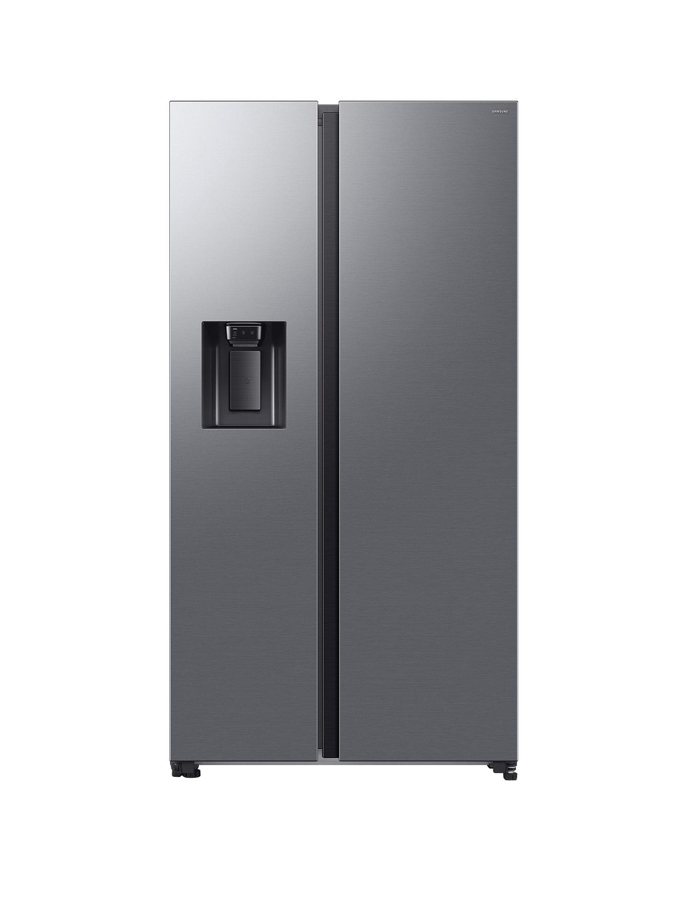undefined Bespoke AI Series 6 SpaceMax™ RS70F64KEFEU 640L Smart American Fridge Freezer - Black