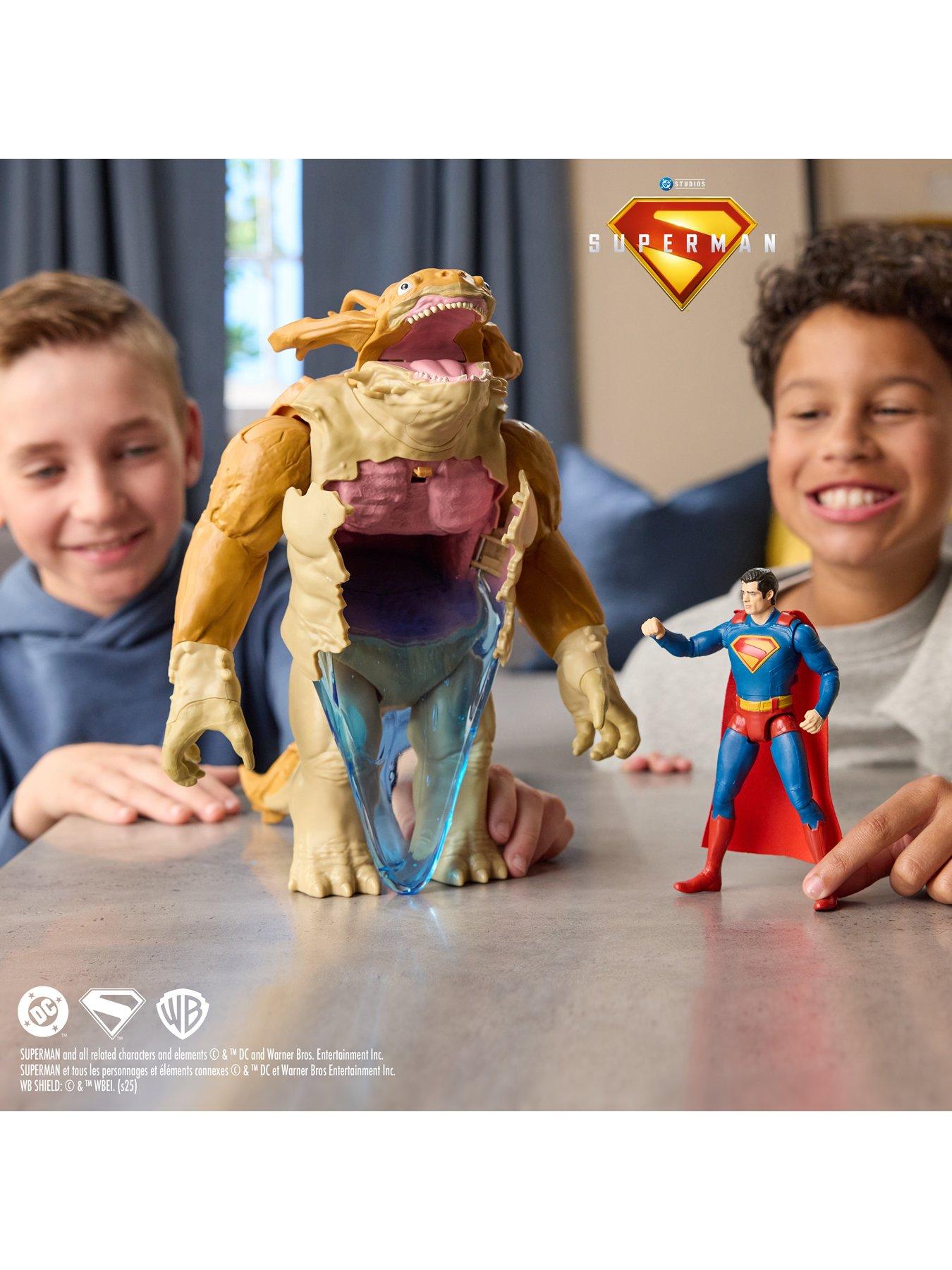 Image 6 of 6 of Superman 6" Kaiju Battle Pack