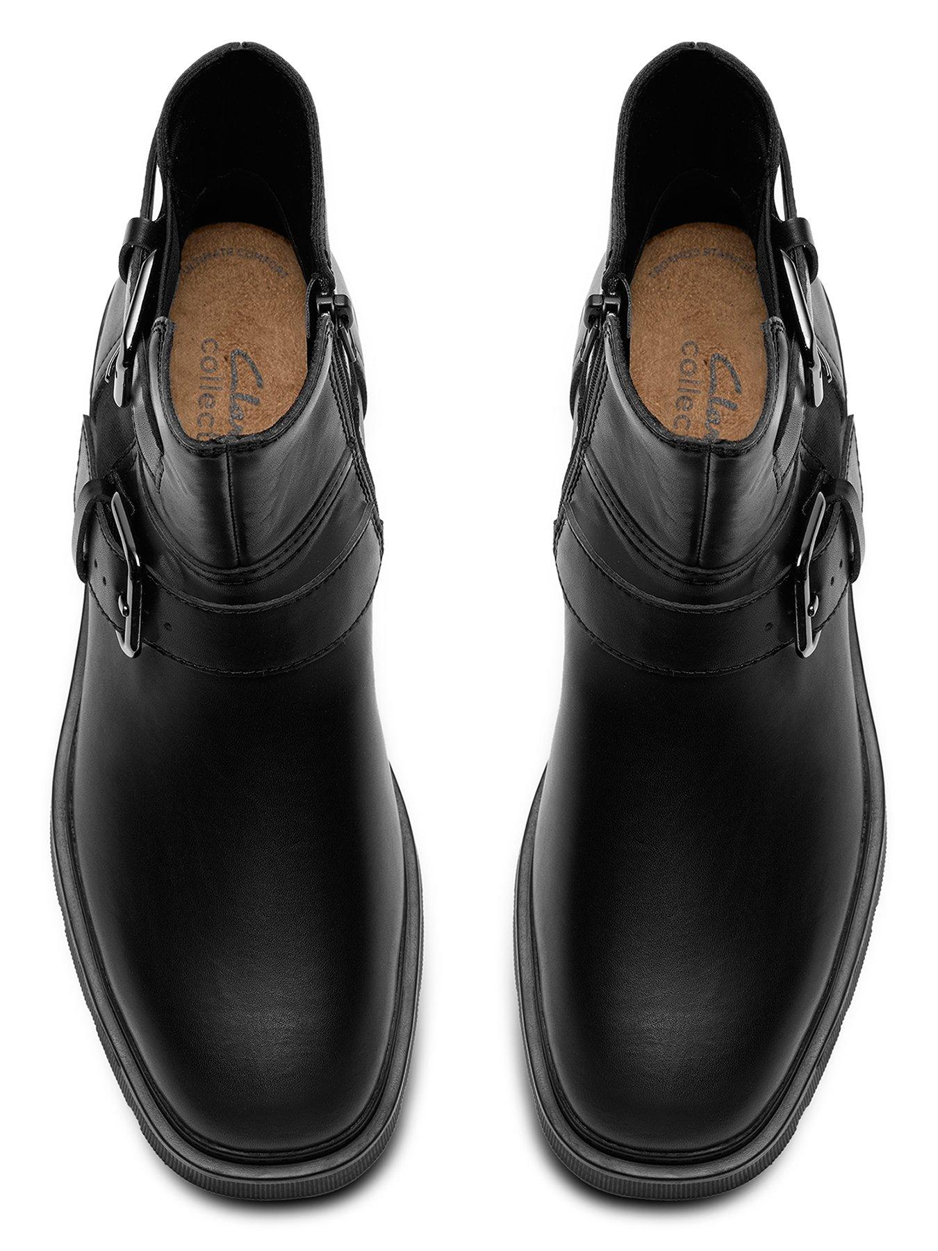 Image 4 of 6 of Clarks Wide Fit Lauryl Bay Boots - Black