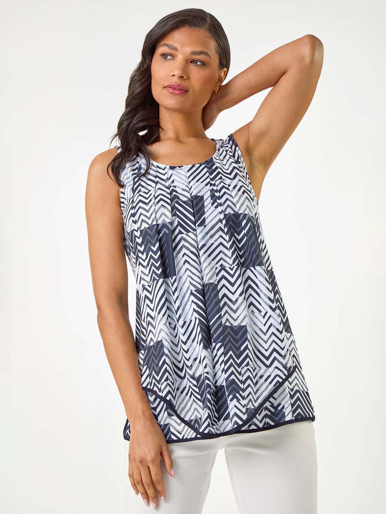 undefined Mono Print Hanky Hem Top - Black