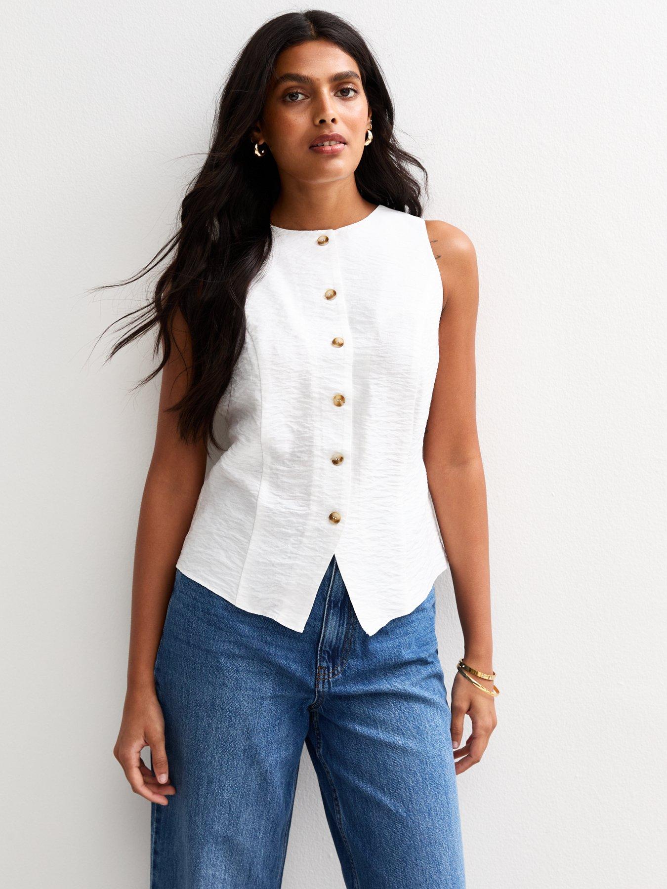 undefined Sleeveless Crew Neck Waistcoat - White
