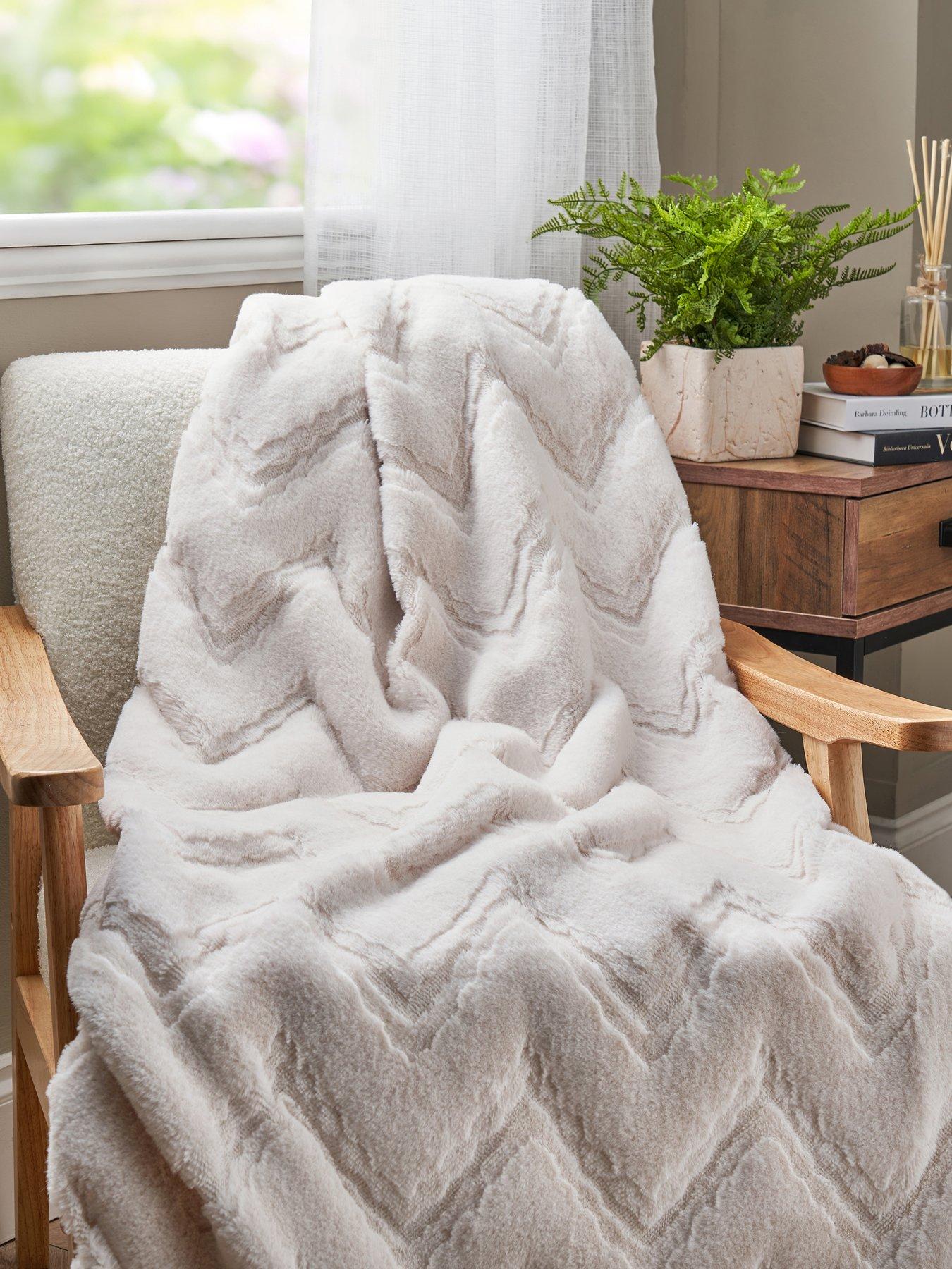 Very Home Chevron Faux Fur Throw