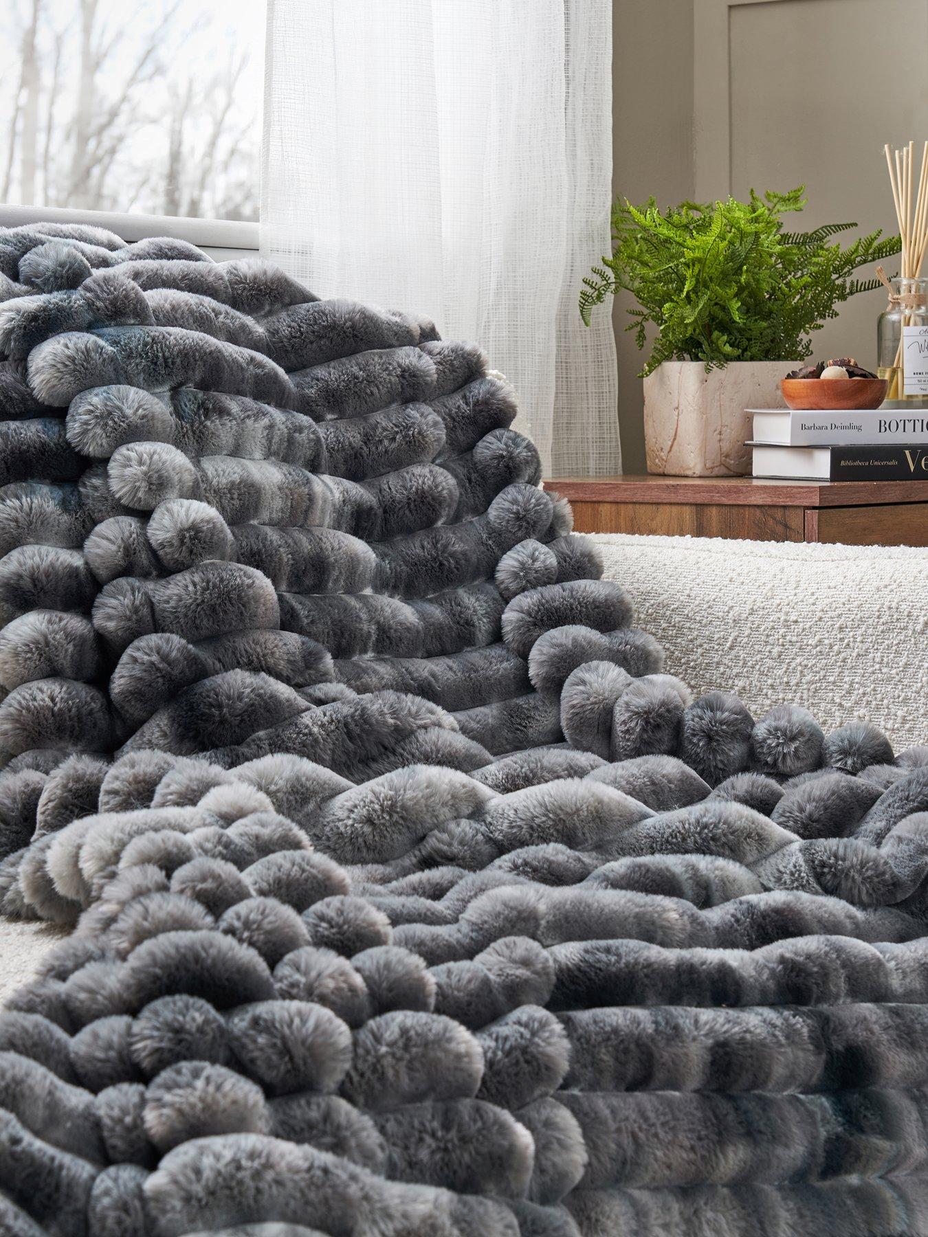 Very Home Marled Rib Throw