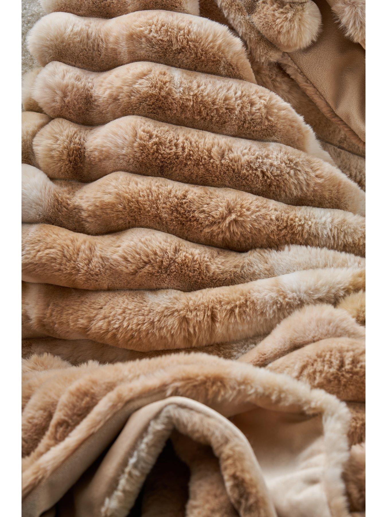 Image 3 of 5 of The Very Collection Marled Rib Throw