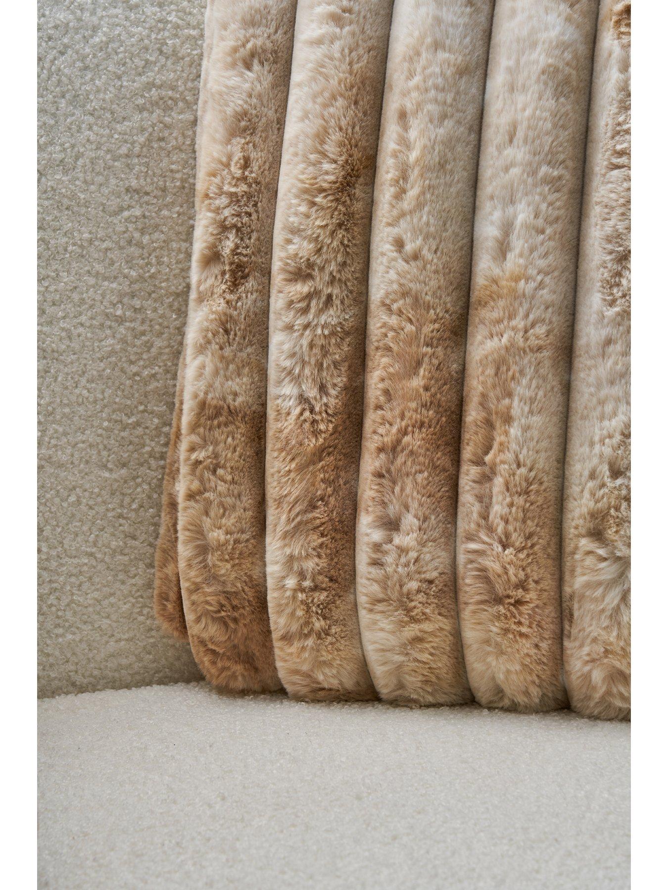 Image 4 of 6 of The Very Collection Marled Rib Cushion