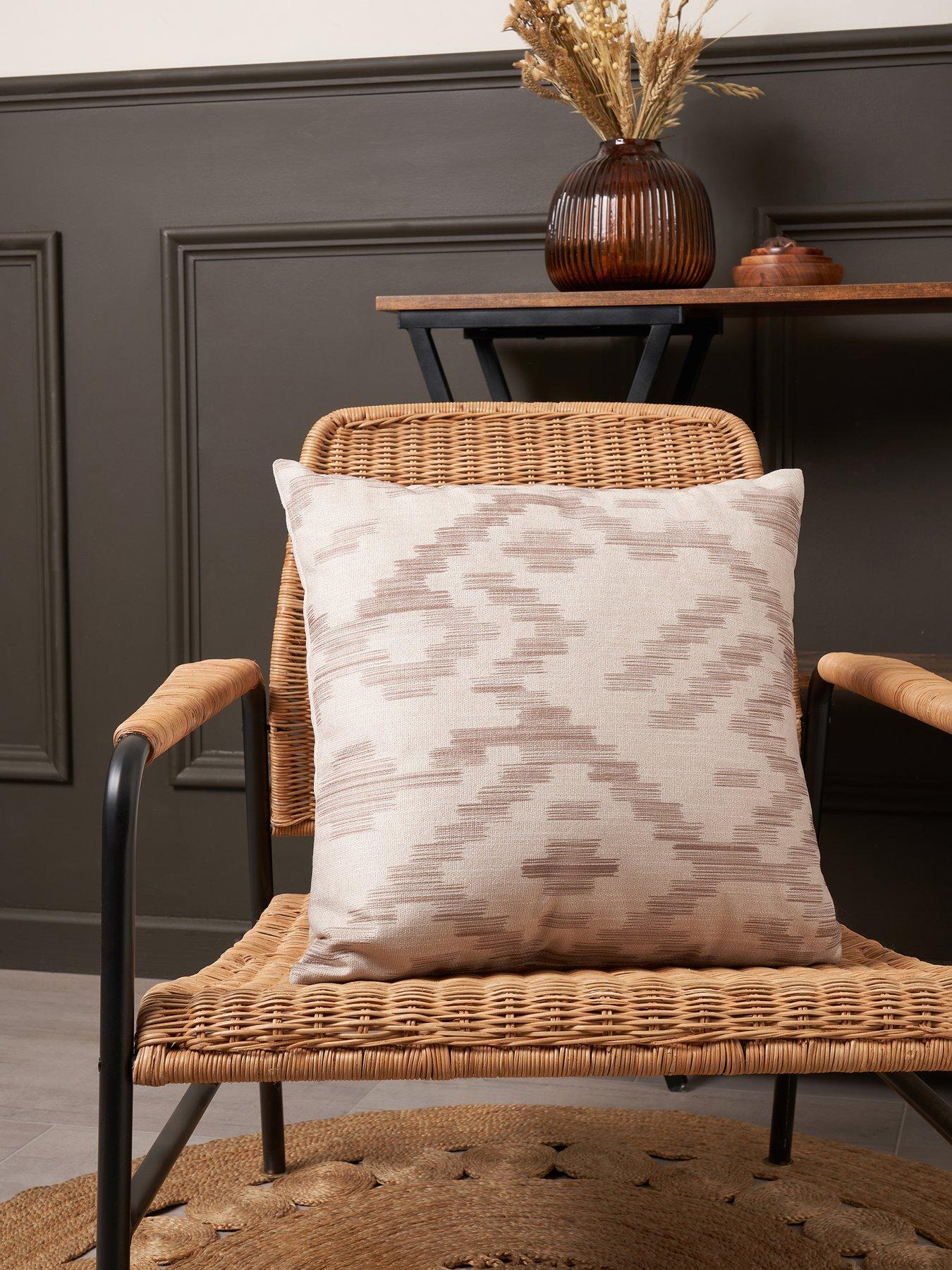 Very Home Western Retreat Cushion