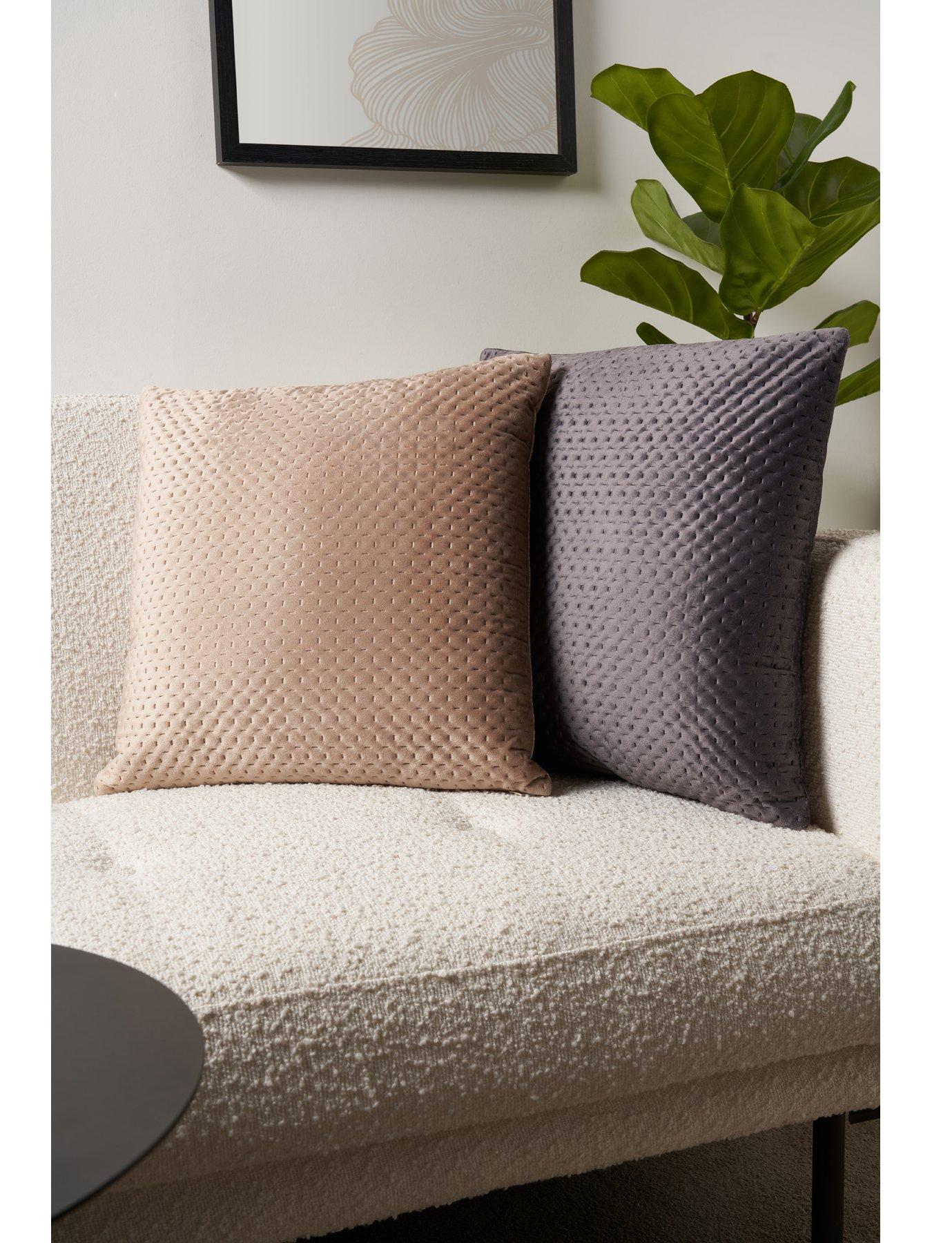 Image 4 of 6 of The Very Collection Liso Cushion