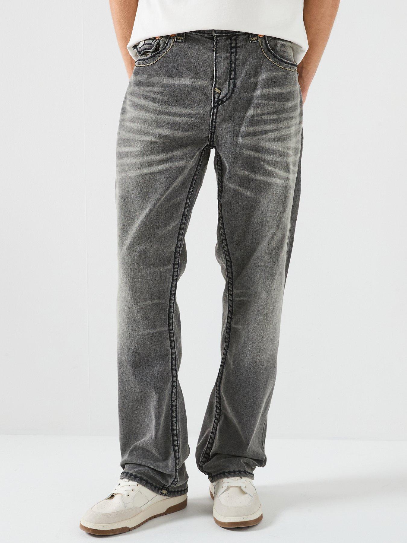WMROW_SQ1_0000000005_GREY_MDf.