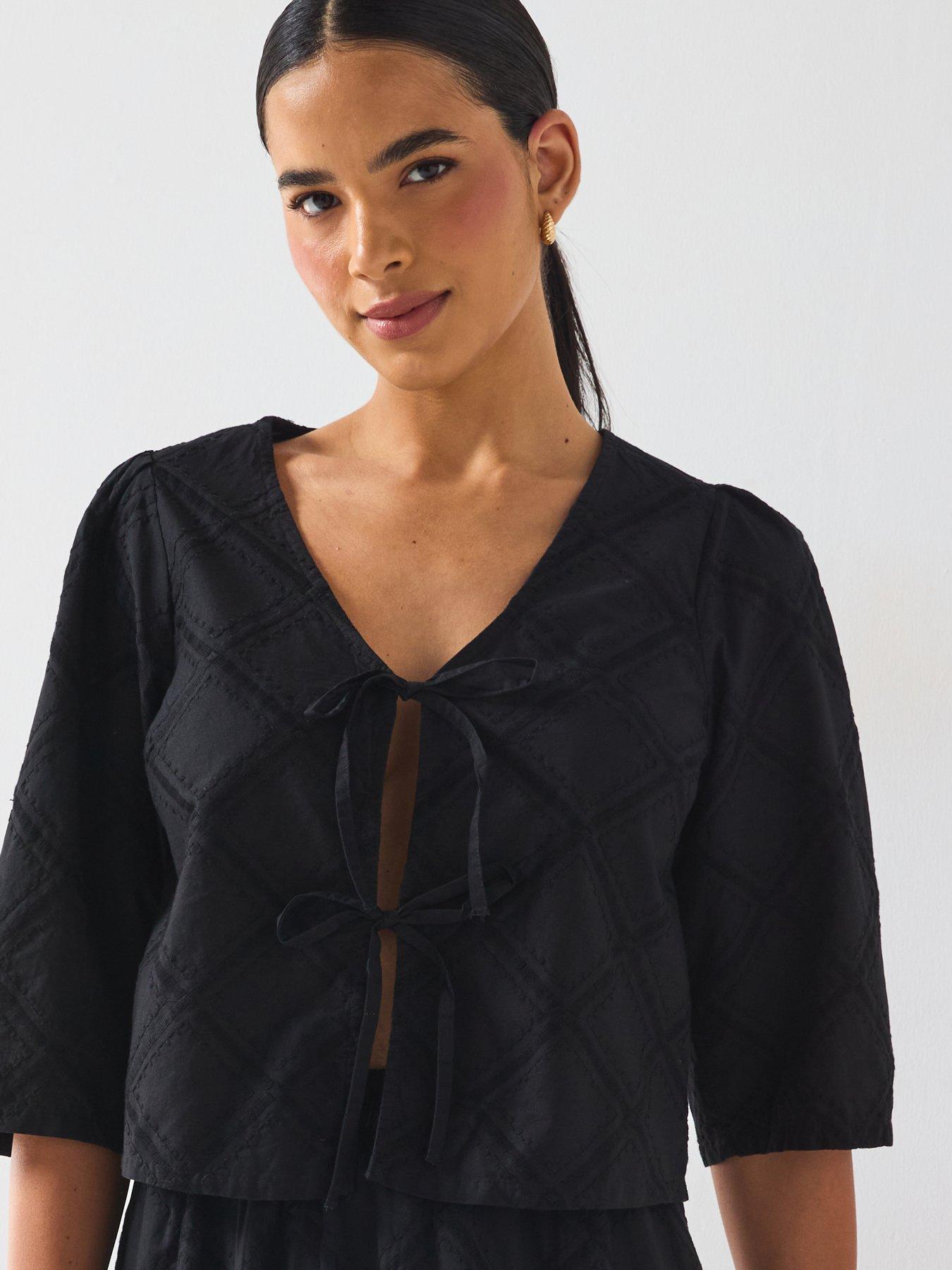 undefined Francis 3/4 Sleeve Woven Top - Black