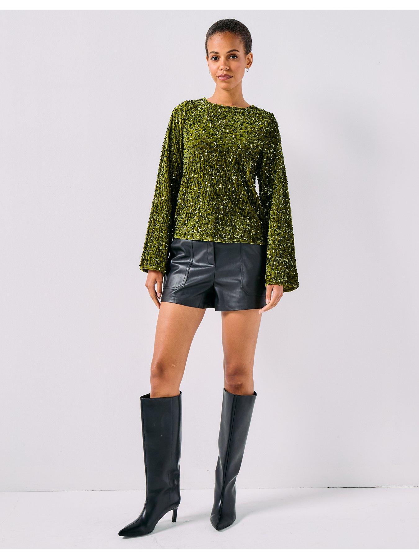Image 3 of 6 of PIECES Long Sleeve Deep Back Bow Top - Green