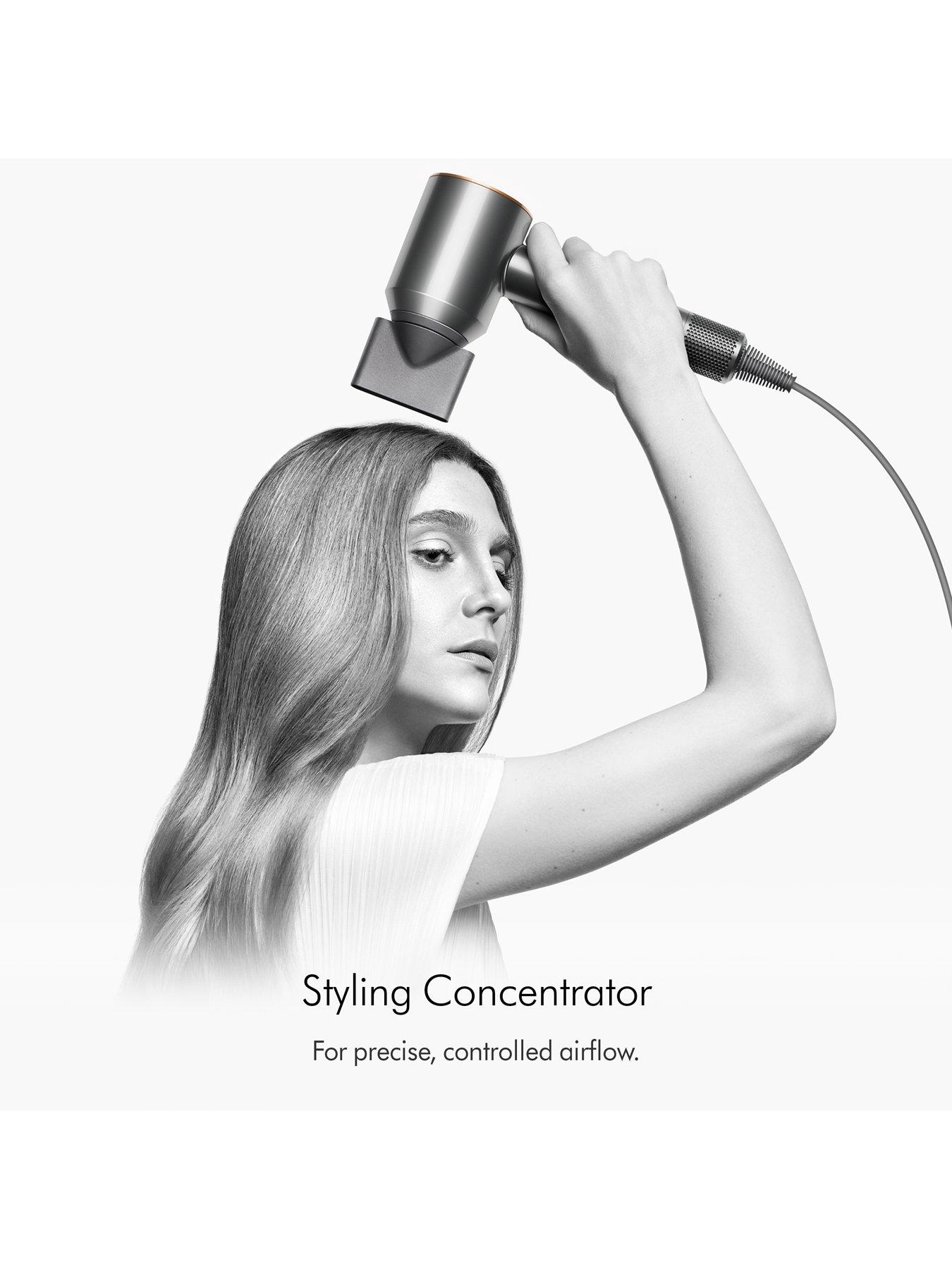 Image 5 of 7 of Dyson Supersonic Hairdryer &ndash; Prussian Blue for Curly/Coily Hair