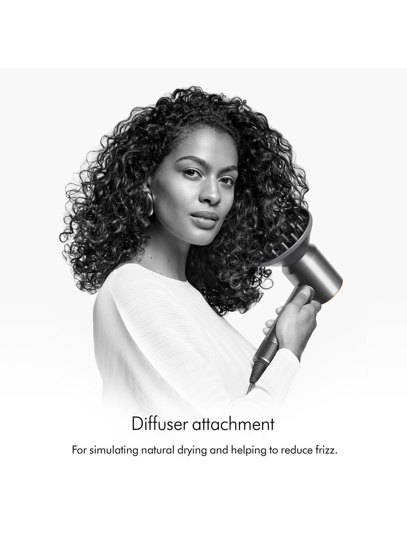 Image 6 of 7 of Dyson Supersonic Hairdryer &ndash; Prussian Blue for Curly/Coily Hair